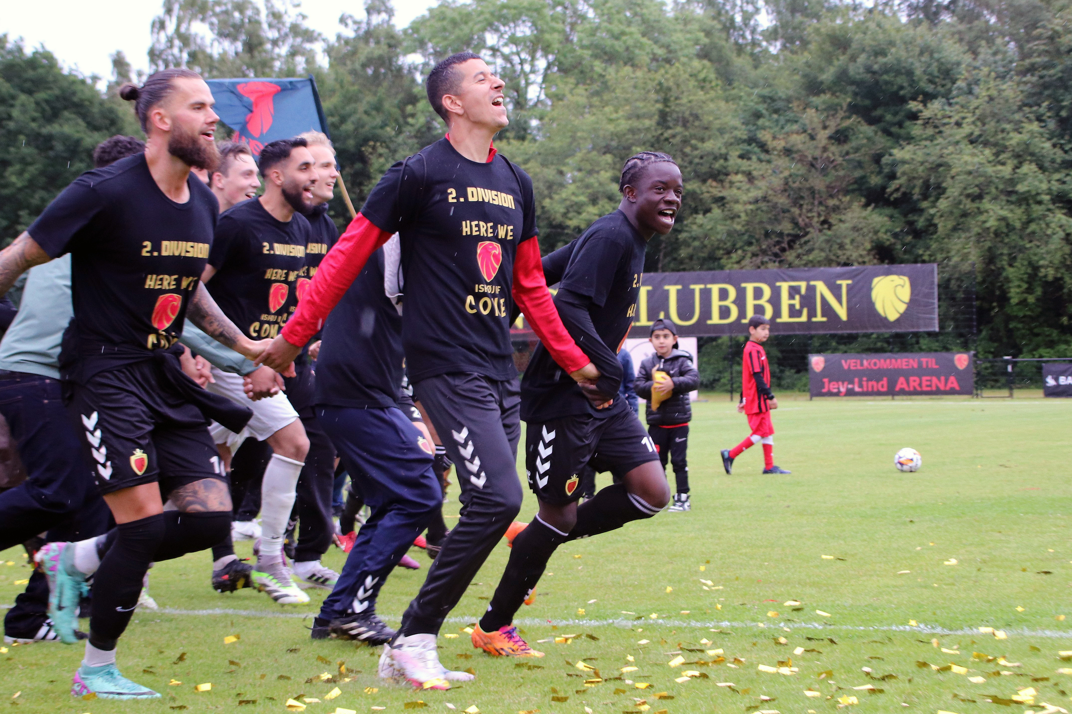 Mohamed Azaquoun har været med på hele opturen med Ishøj. Nu er det tid til en genstart.