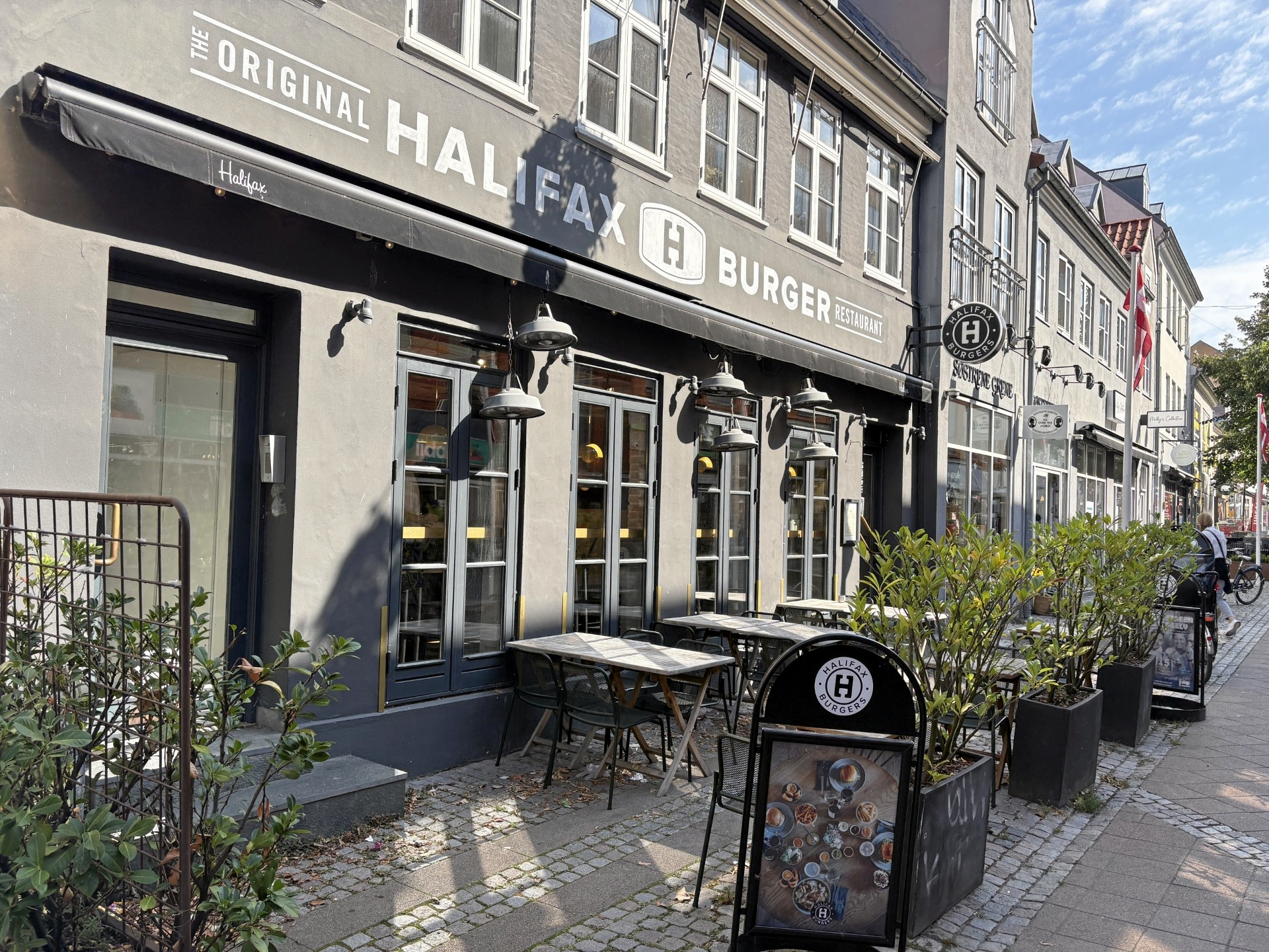 Halifax har sat restauranten i Skomagergade til salg.