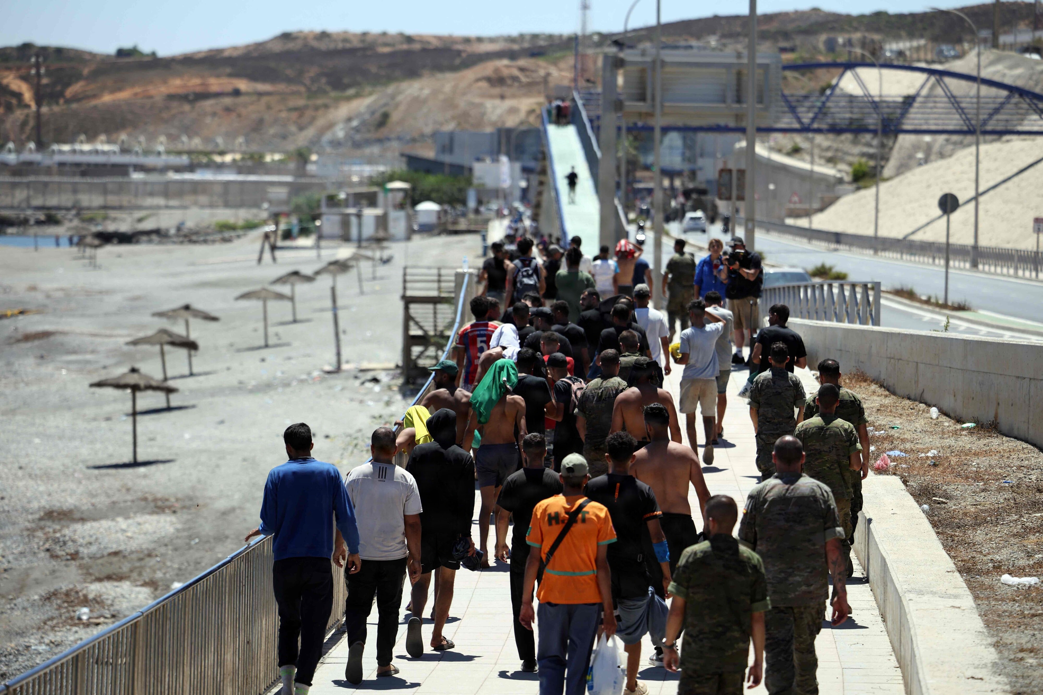Den nylige massive migration fra Marokko til den spanske eksklave Ceuta har sat alarmklokkerne i gang i EU-landene. Tirsdag deltog udlændinge-og integrationsminister Morten Bødskov i et virtuelt møde med ministre fra EU-lande. (Arkivfoto).