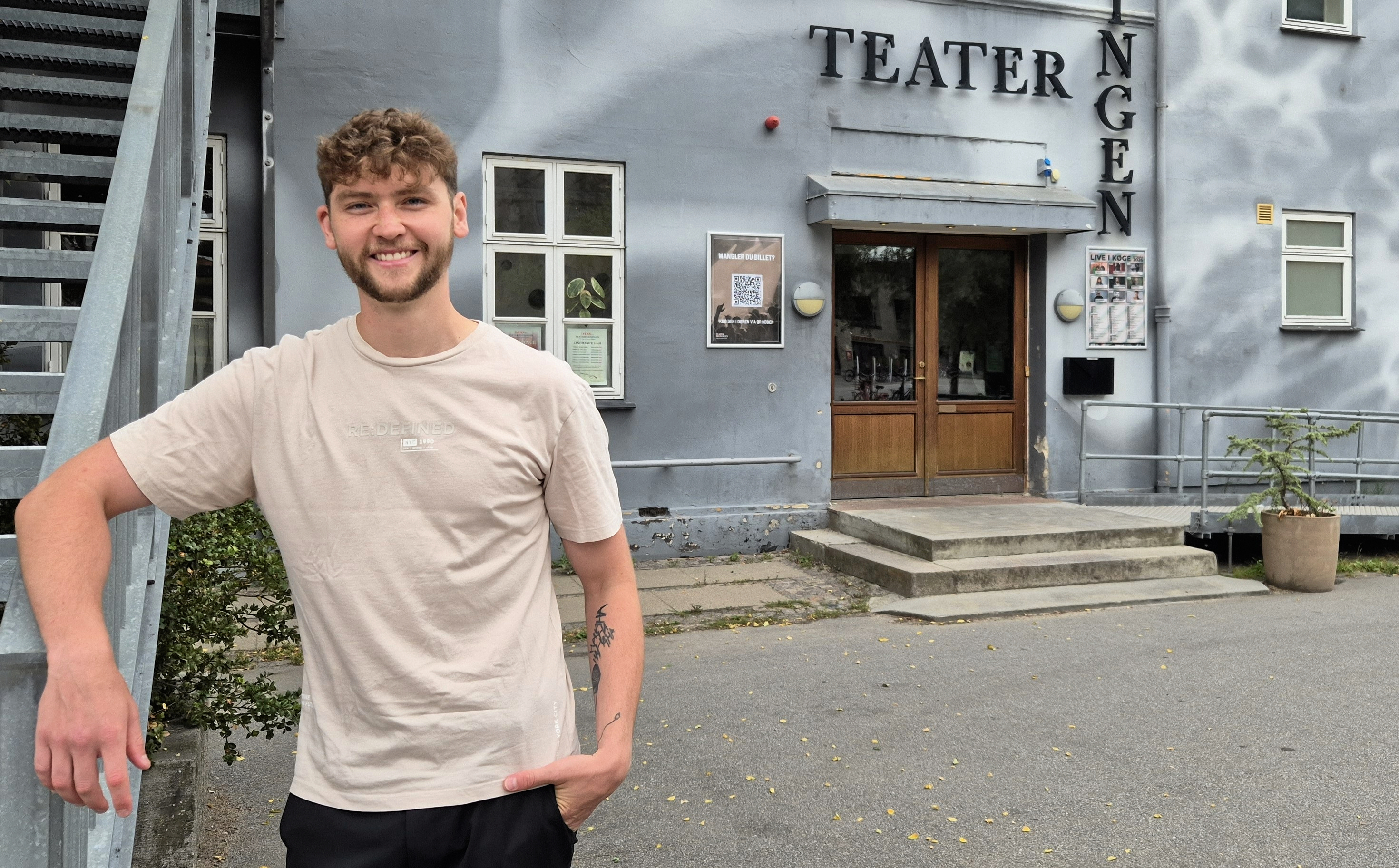 Det bliver en premiere, når han udfordrer både sig selv og sit publikum med sin optræden på Teaterbygningen.