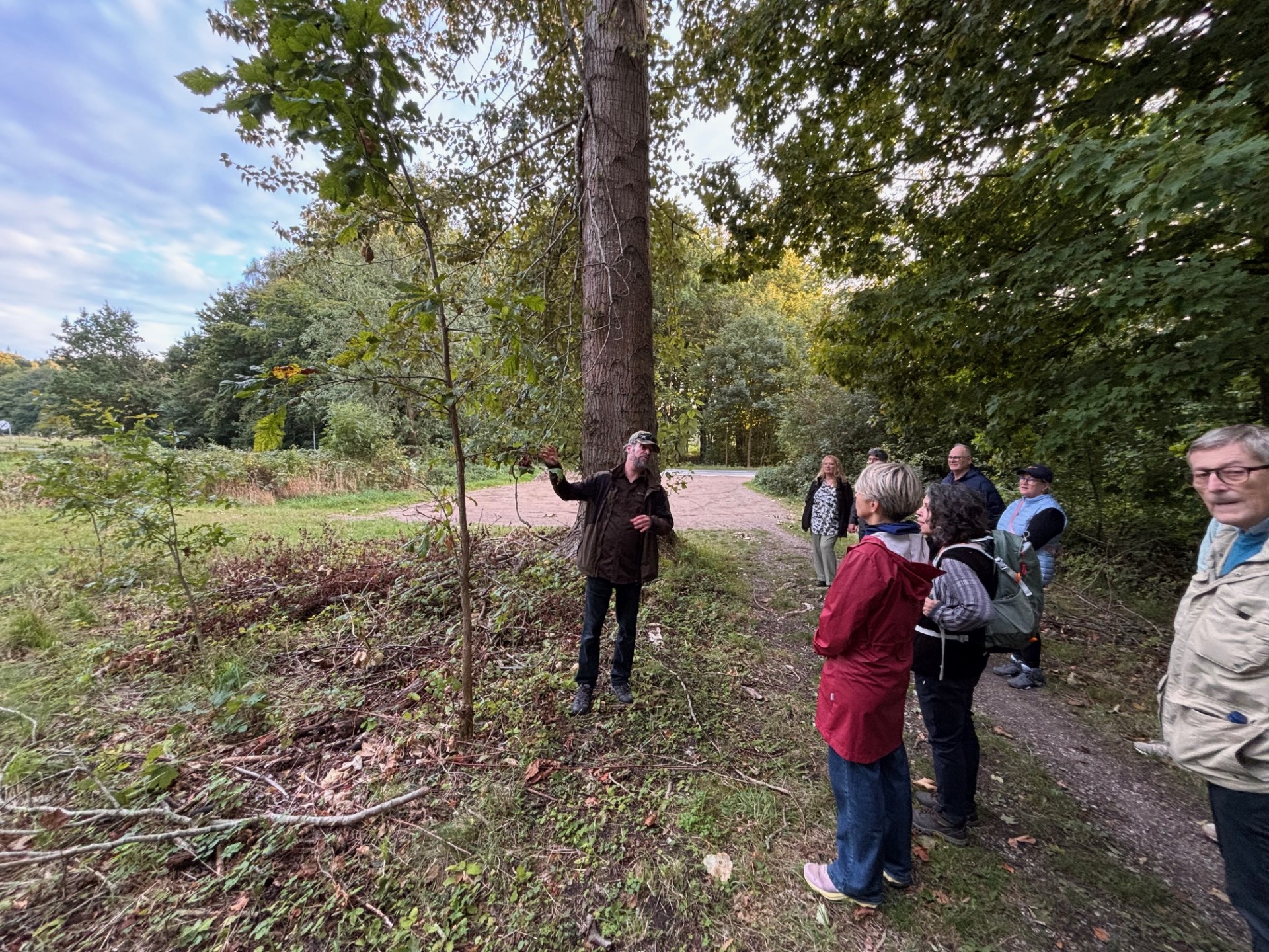 Jon Voss er den ene af de to guider 4. september, og han har indgående kendskab til skovbrug og jagt.