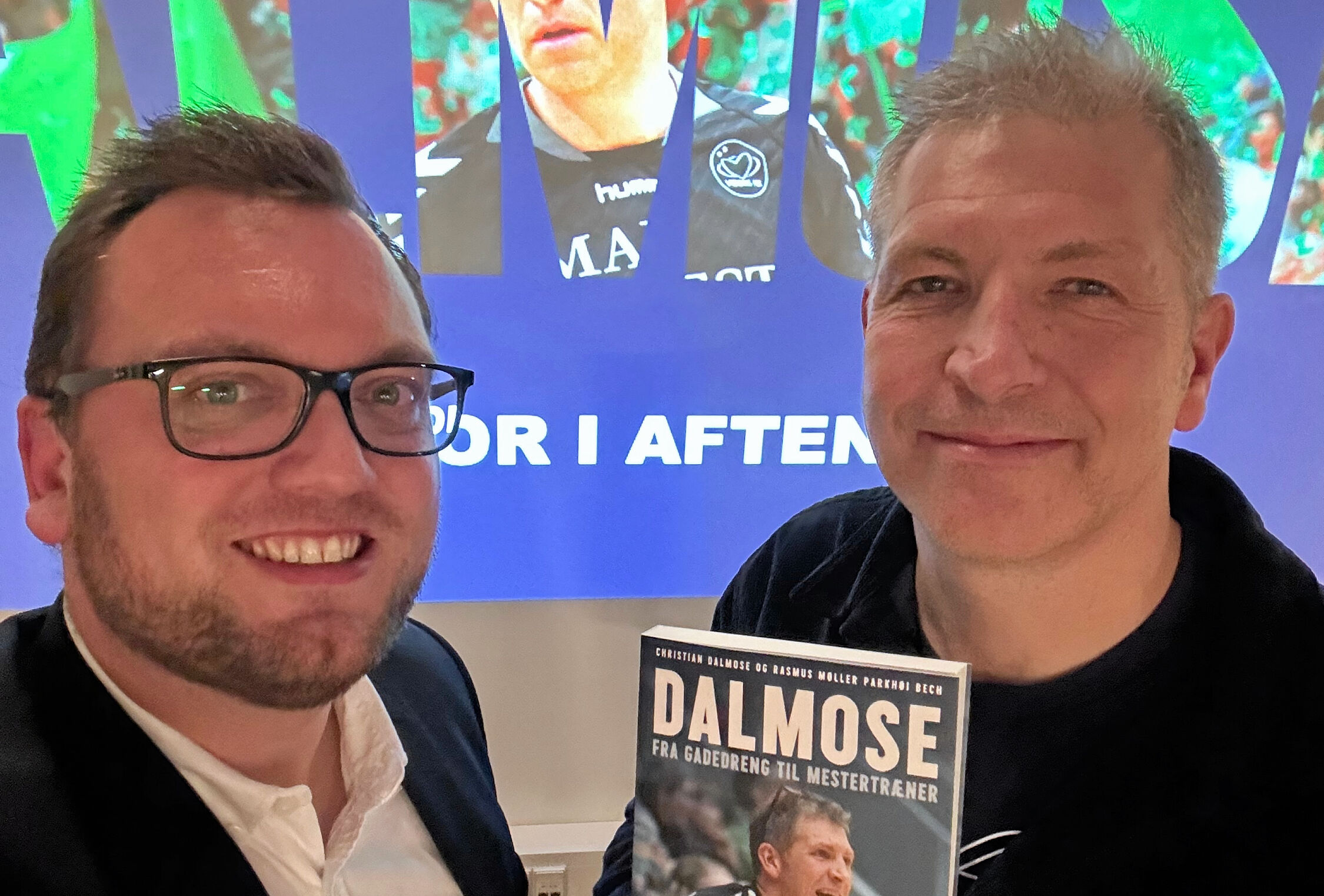 En af Rasmus Bechs biografier handler om håndboldtræner Christian Dalmose.