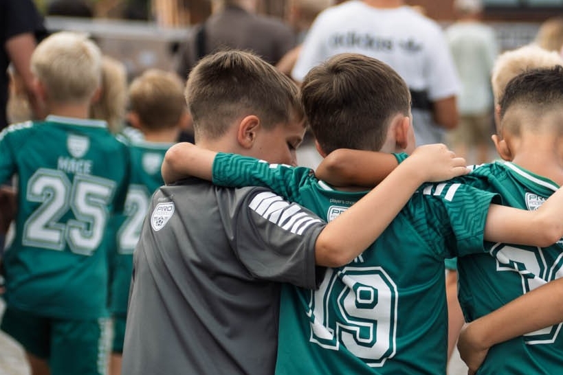 Kronborg Cup handler om meget andet end fodbold. Blandt andet fællesskab, holdånd og nye venskaber. - Kronborg Cup Kronborg Cup handler om meget andet end fodbold. Blandt andet fællesskab, holdånd og nye venskaber.