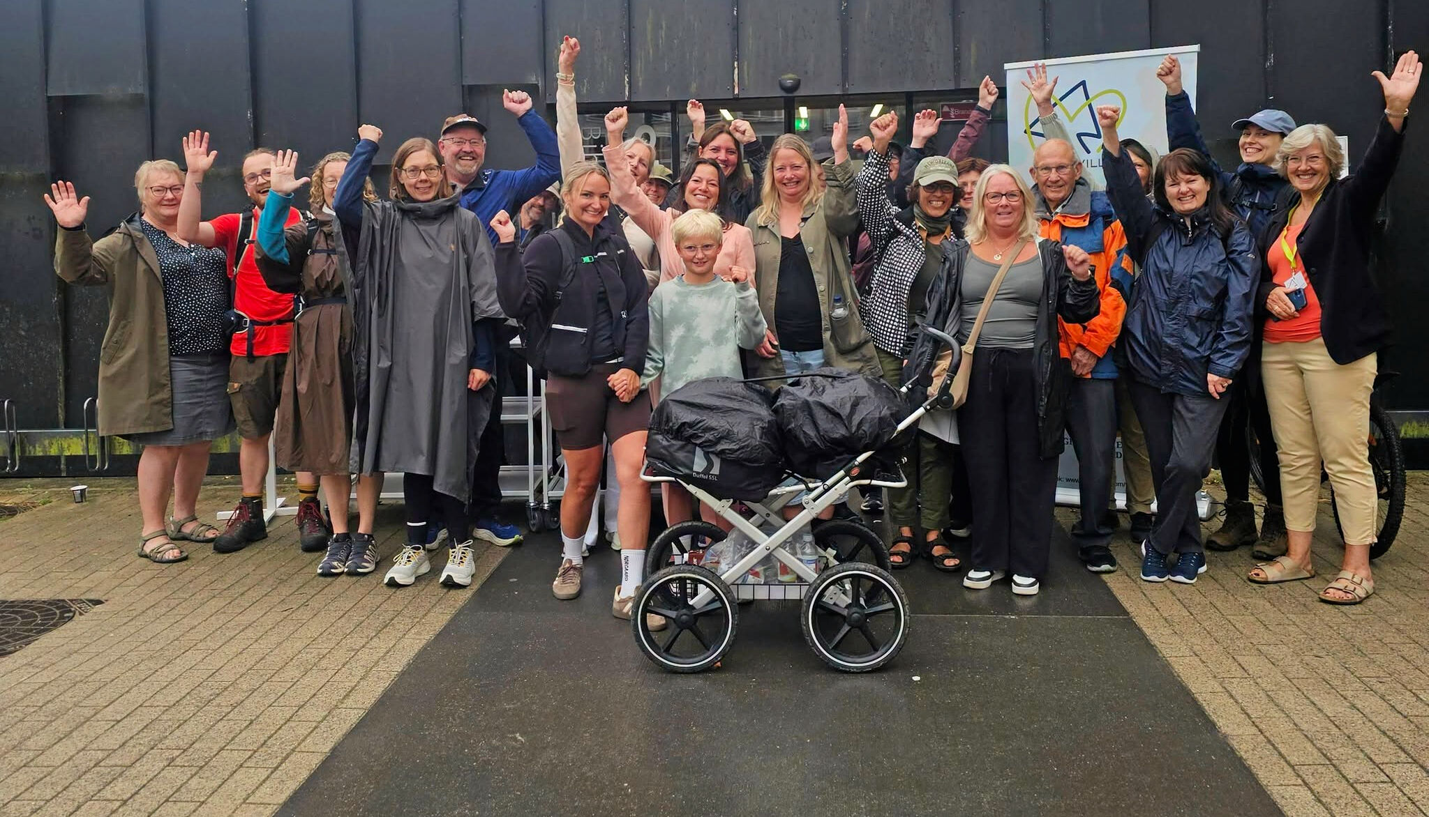 Anton gik imponerende 11,5 kilometer, før han og hans mor tog toget tilbage fra Holte Station til Allerød.
