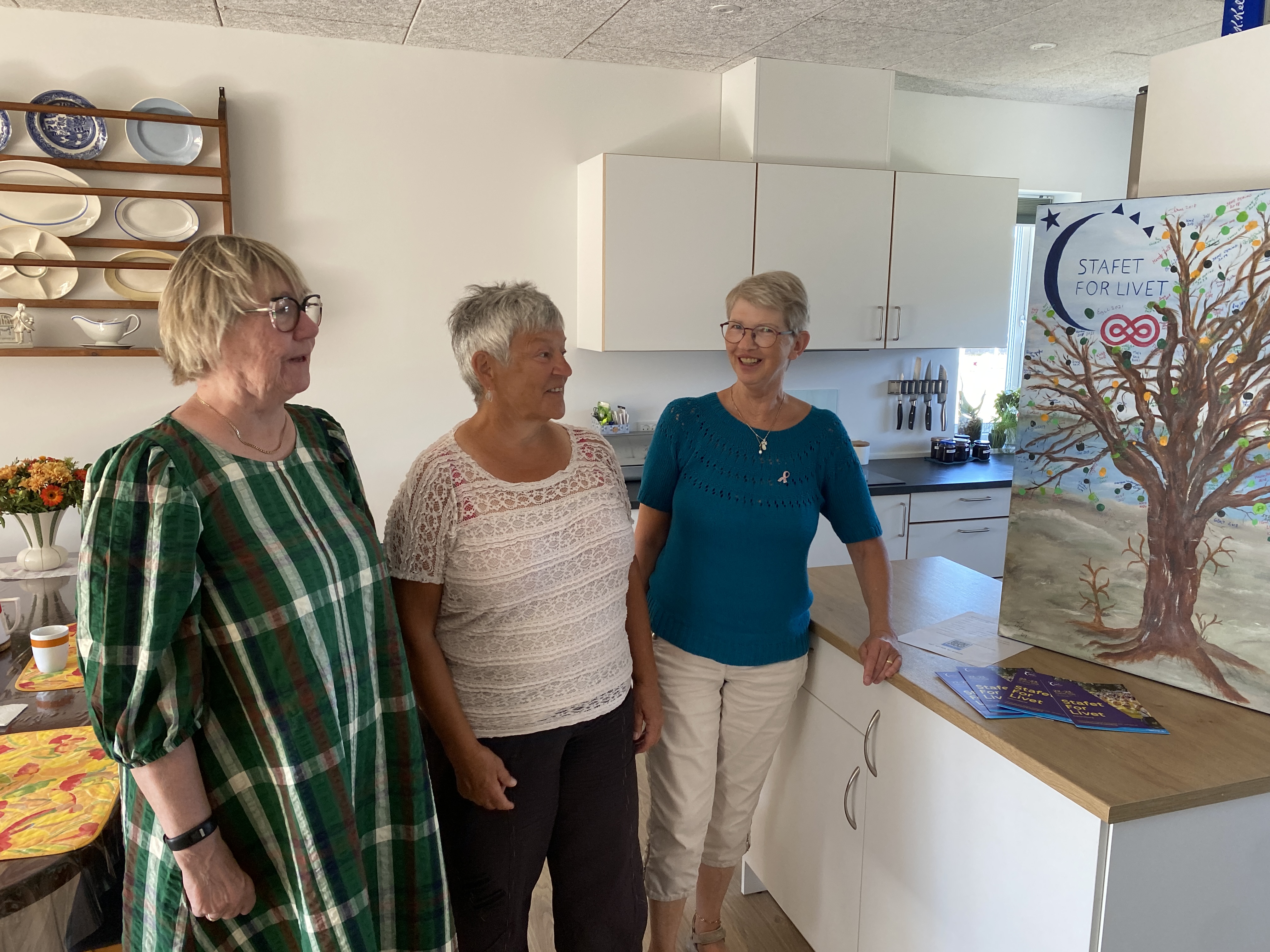 Lis Pedersen (th.), Lissi Stahl og Birgitte Lund (tv.) ser frem til endnu en Stafet For Livet i Kalundborg, hvor fællesskab og håb er i centrum.