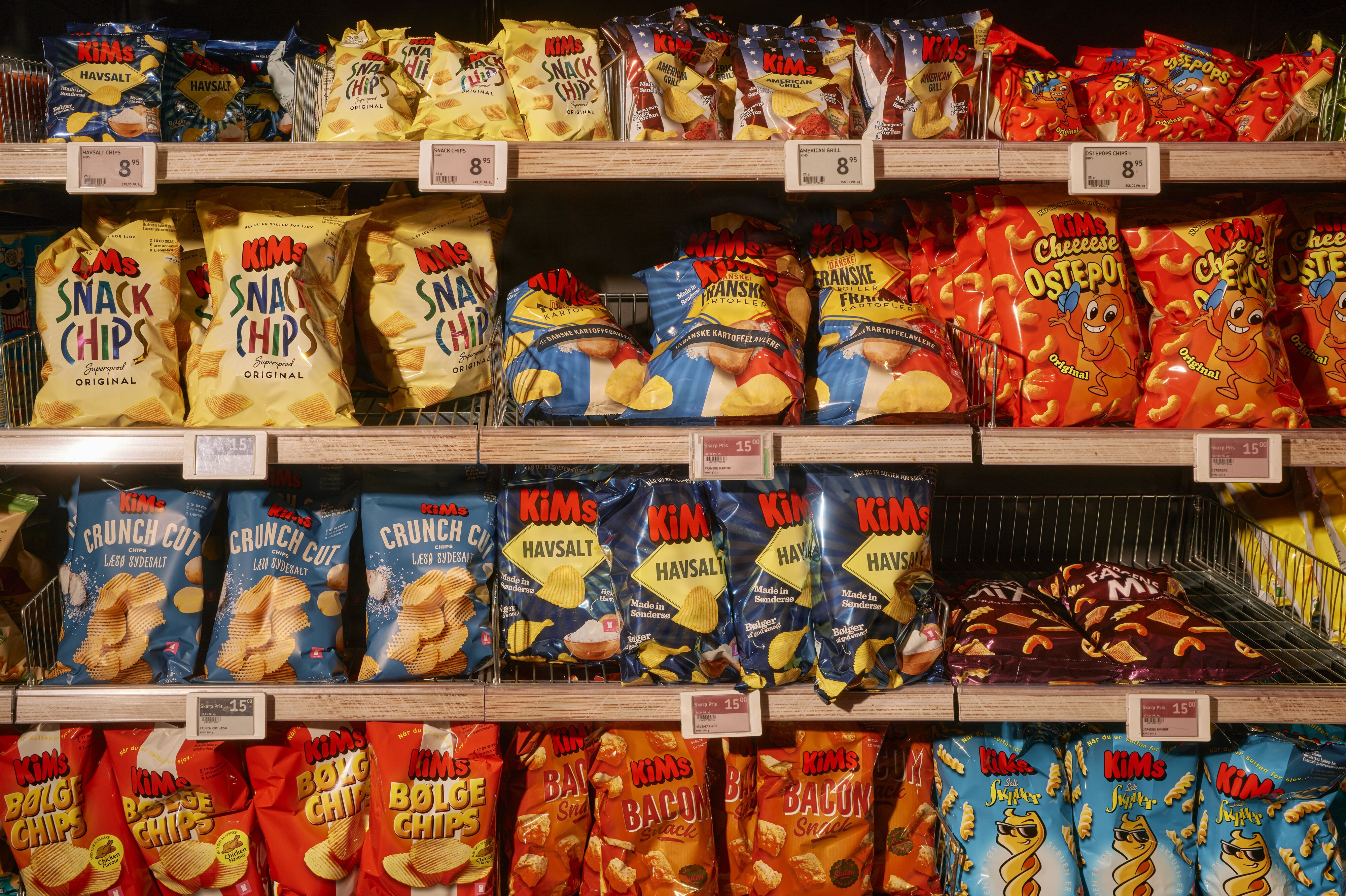 Orkla Snacks Danmark, der ejer chips-producenten Kims, mener, at det bør fremgå i ordbogen, at ostepops er registreret som et varemærke. (Arkivfoto).