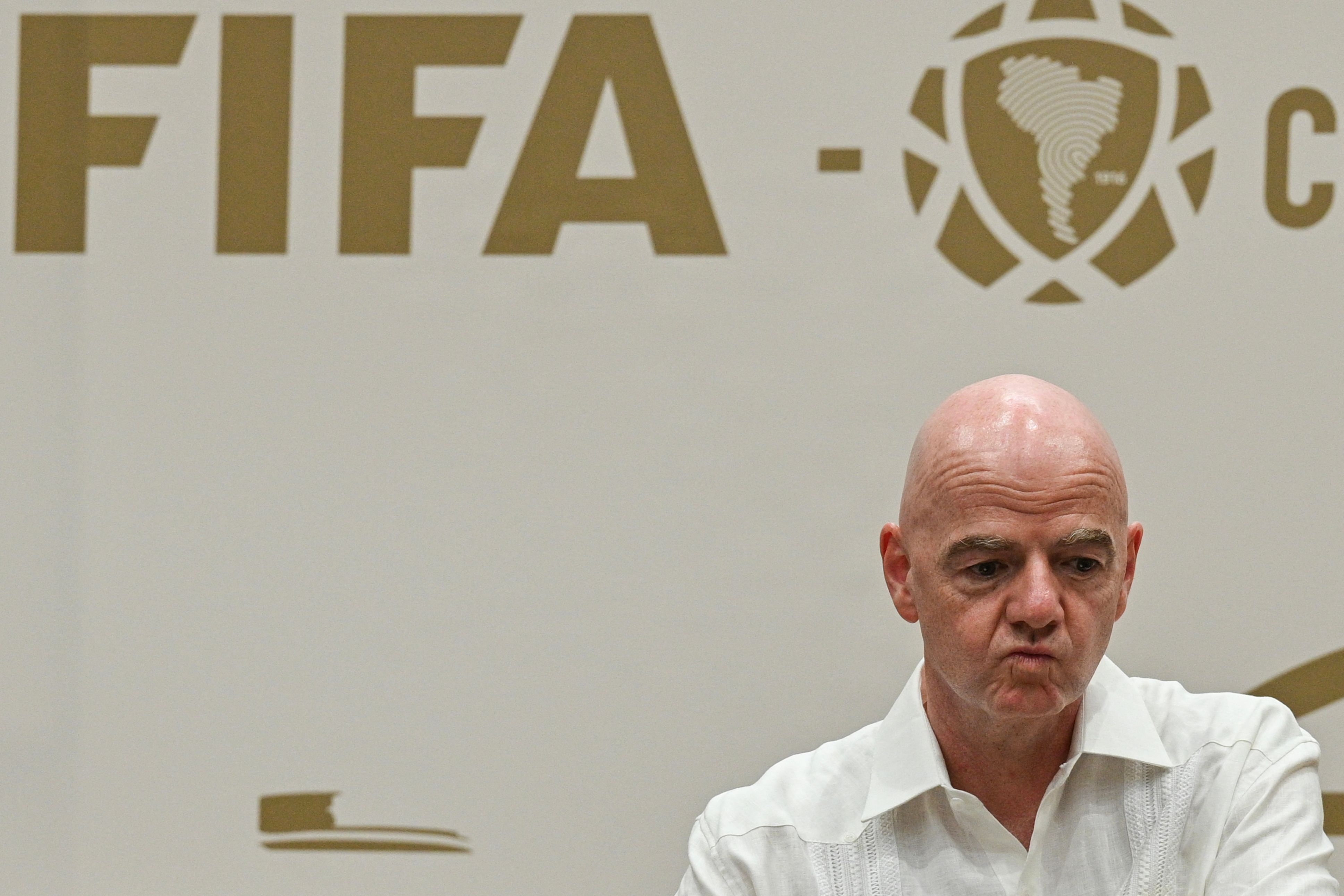 Fifa-præsident Infantino trak forslaget om salg af andele tilbage, men det har ikke lagt et låg på den kogende gryde af utilfredshed. Heller ikke fra interne kanter i Fifa. (Arkivfoto).