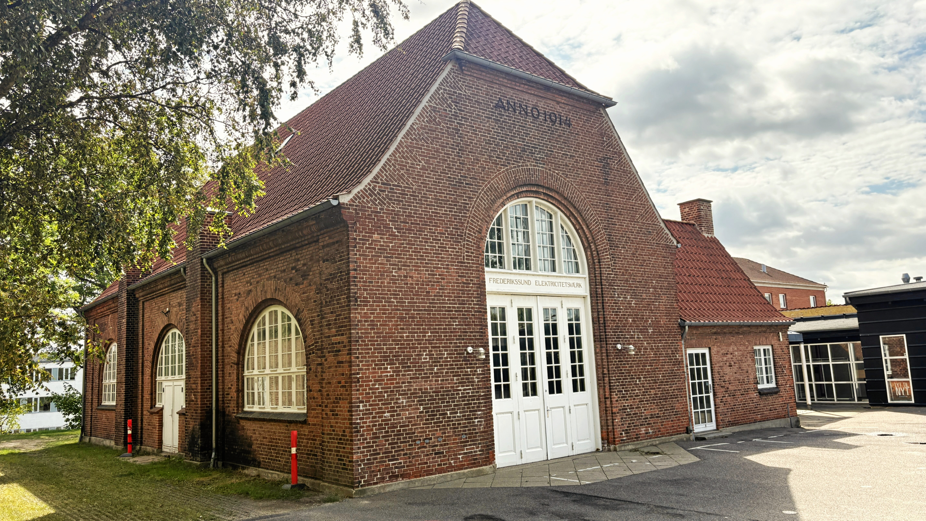 Et enigt udvalg anbefaler kommunal drift af Kulturhuset Elværket i Frederikssund.
