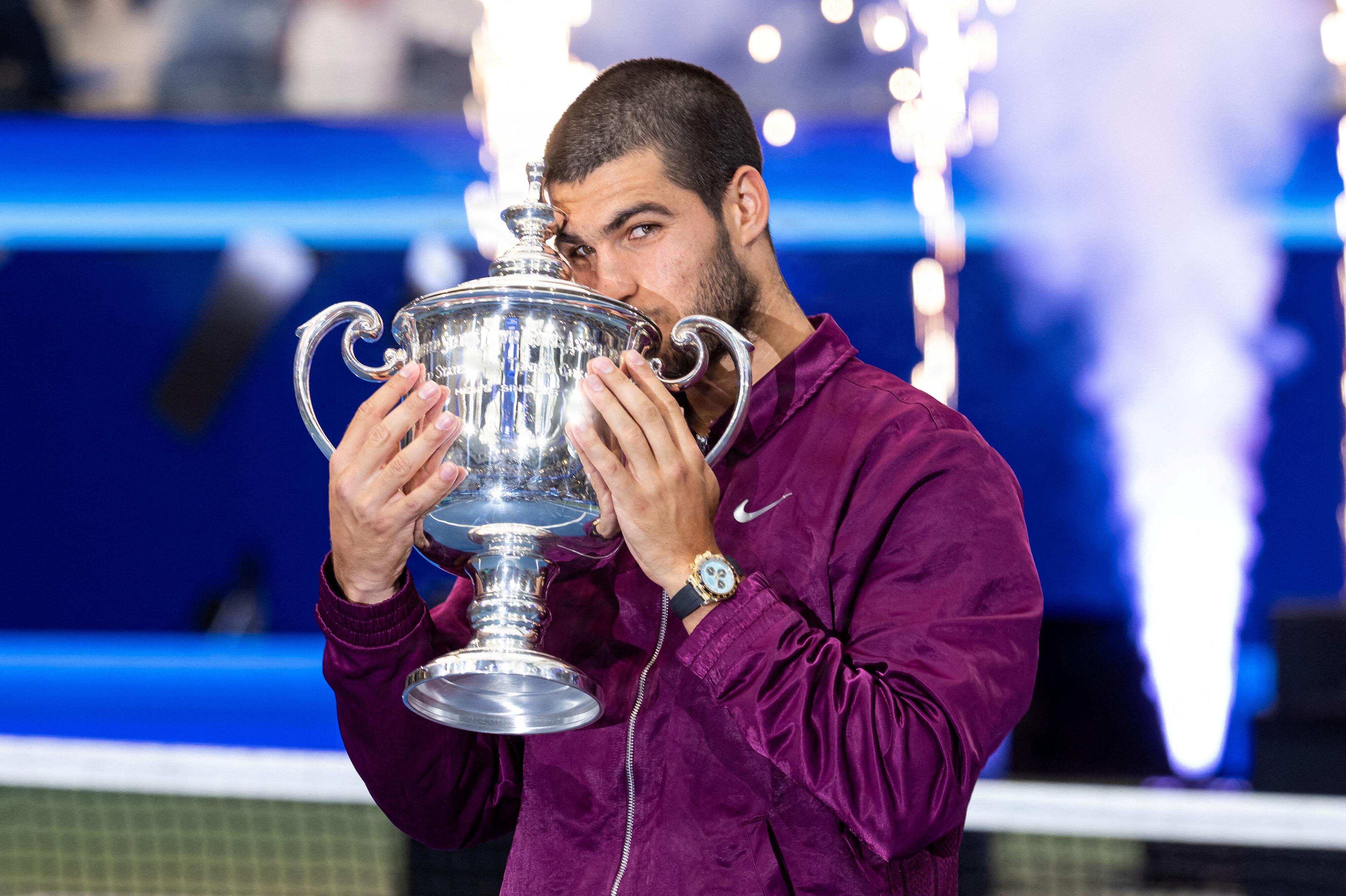 Carlos Alcaraz vandt sidste år US Open. Han har siddet ude med en skade siden april, men nu melder den spanske stjerne sig klar til et titelforsvar. (Arkivfoto).