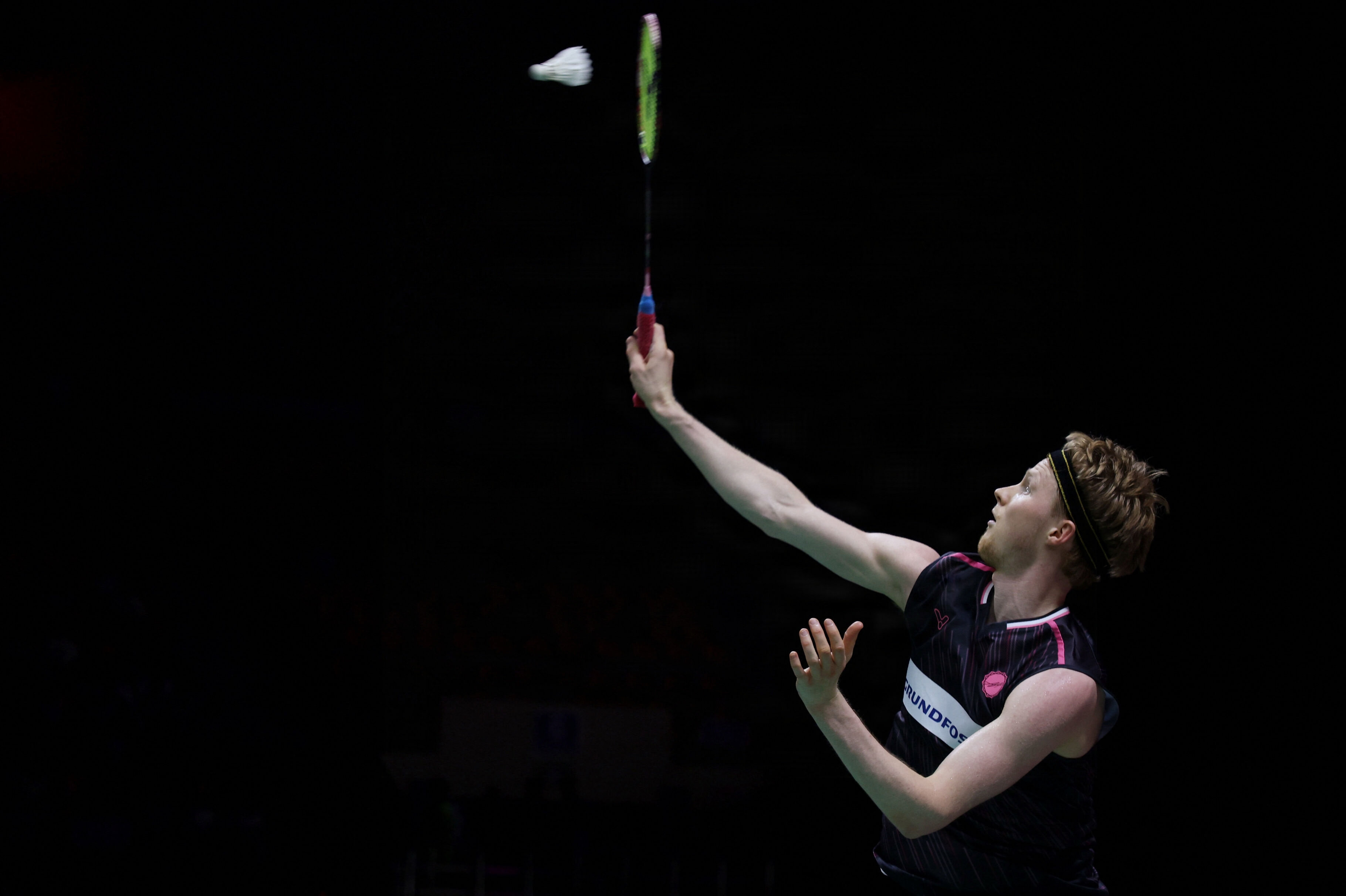 Det lykkedes ikke for Anders Antonsen at avancere til semifinalen ved VM i badminton.