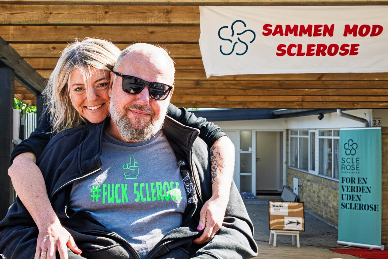 – Hvis vores lille indsamling kan hjælpe til forskning i sklerose og gøre det bedre for dem, der kæmper med sygdommen, så er vi tilfredse, siger Tobias Pedersen i en pressemeddelelse.