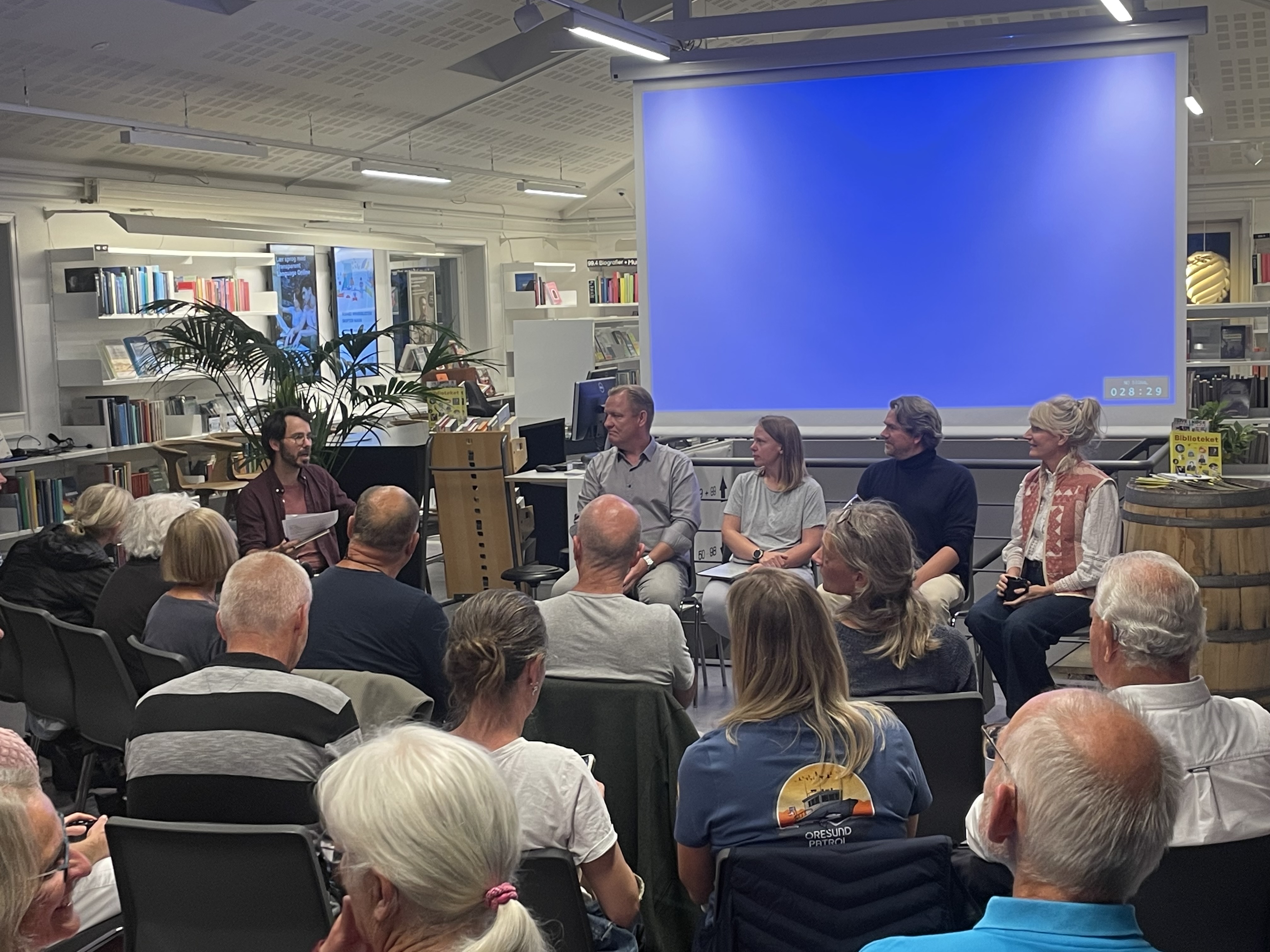 Klimaforandringer i et lokalt perspektiv var emnet, da biblioteket og DN i fællesskab bød op til filmaften og diskussion.