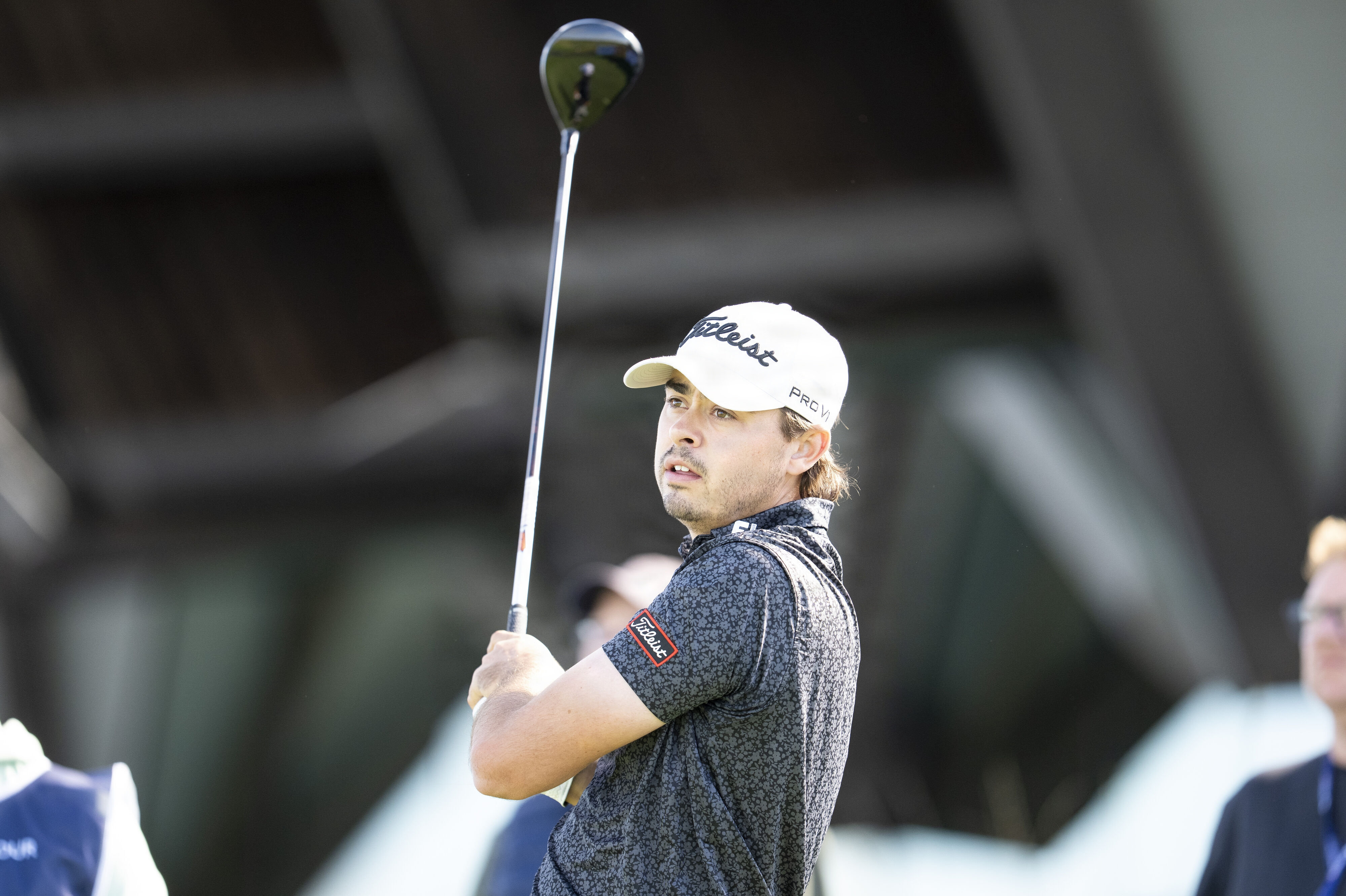 Jacob Skov Olesen spiller fremragende golf for tiden og er inden weekenden med fremme i DP World Tour-turneringen på den Donald Trump-ejede bane i Aberdeenshire i Skotland. (Arkivfoto).