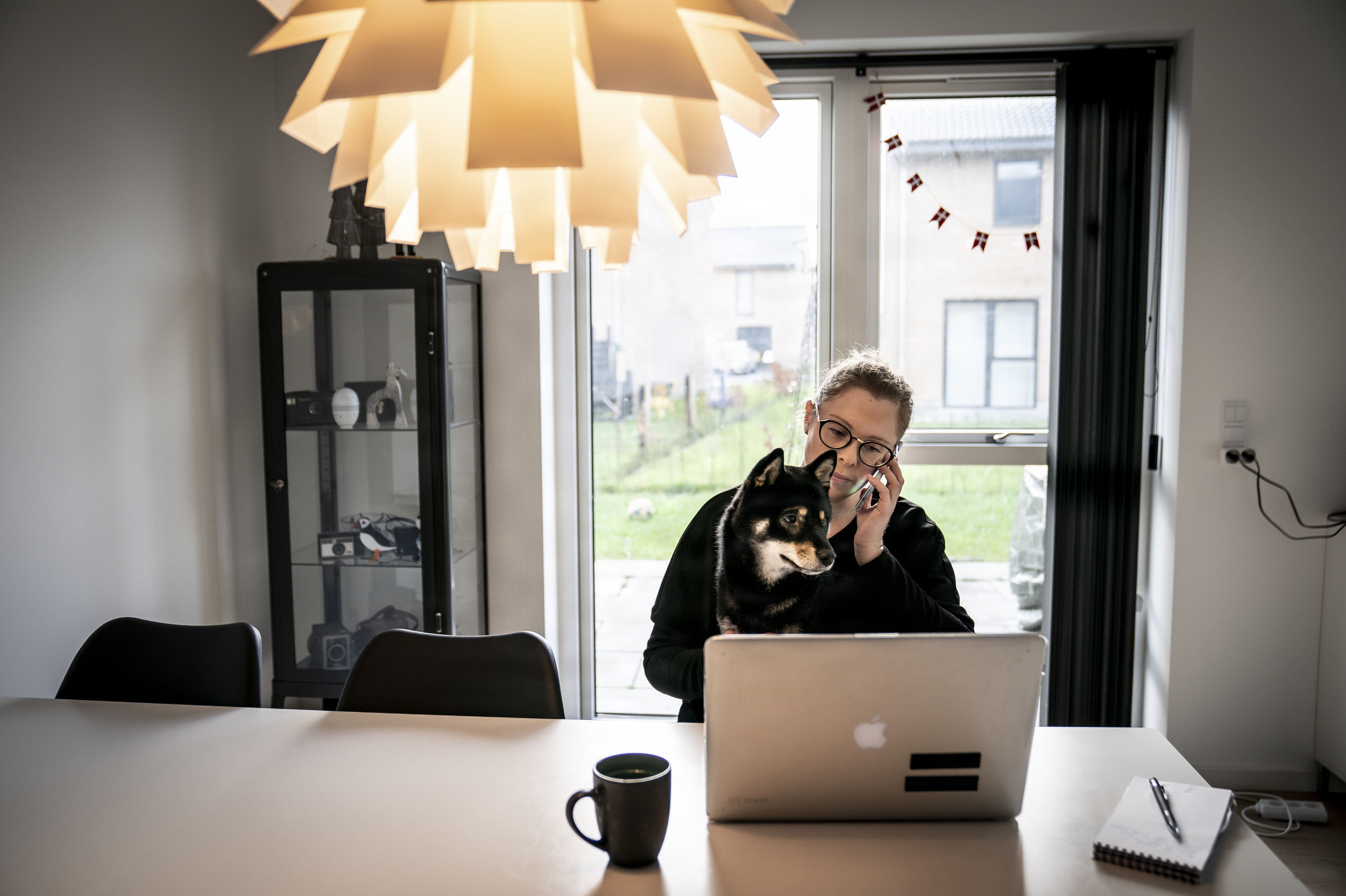 40 procent arbejder hjemme mindst én gang om måneden. Men der er stor forskel på, hvem der gør det, viser tal fra Danmarks Statistik. (Arkivfoto).