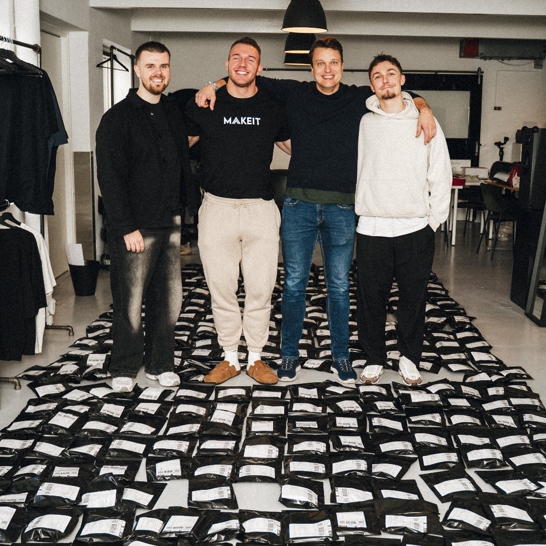 En del af succesen skyldes den store fokus på ordentlige arbejdsforhold, lyder det fra succesfuld virksomhed, der holder til i Karlslunde. Det er Anton Kann Holm Rønne til venstre og stifter Tom Hedegaard nummer tre fra venstre.