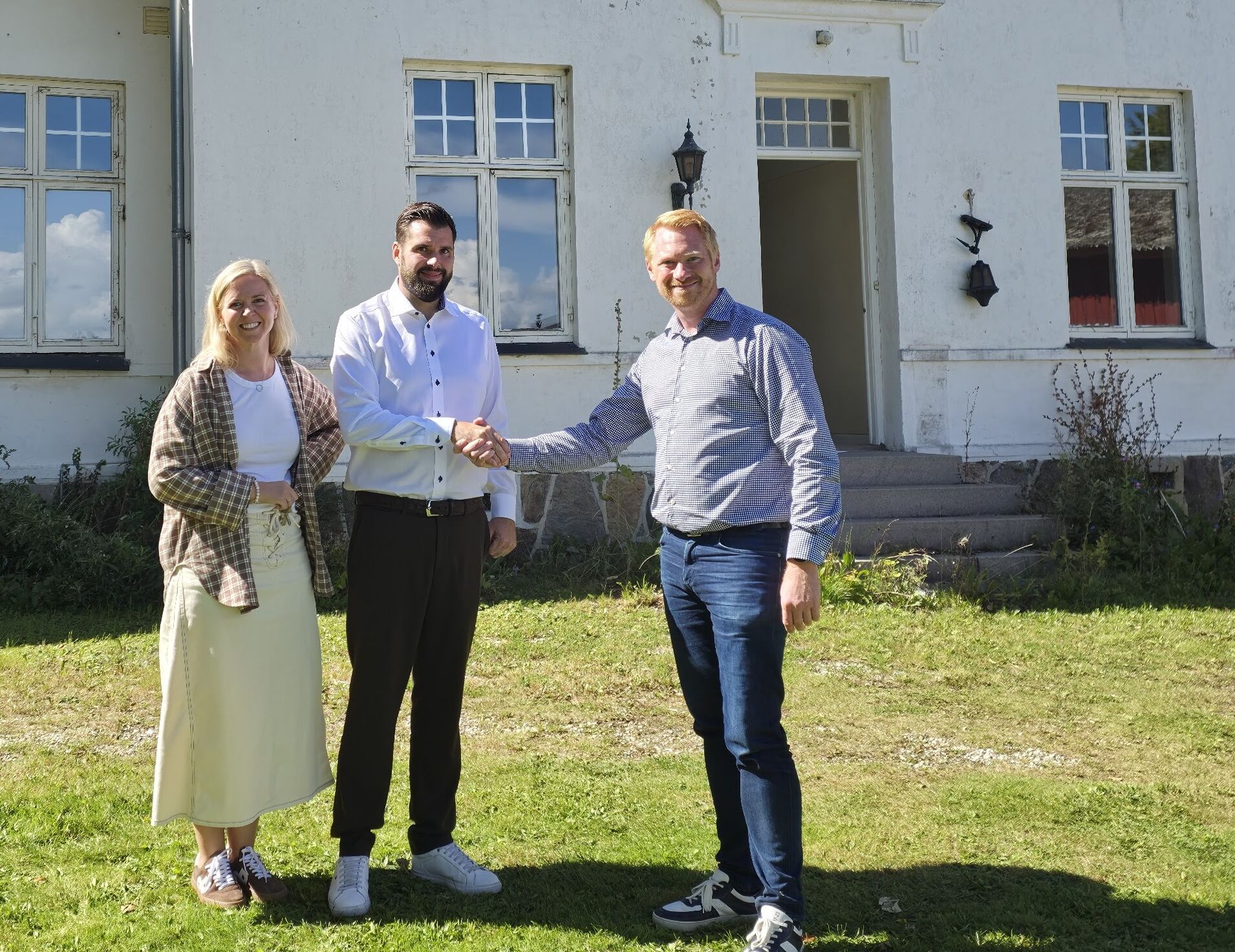 Hvedstrup Præstegård er solgt og nu skal Camilla og Mads i gang med den helt store renovering.