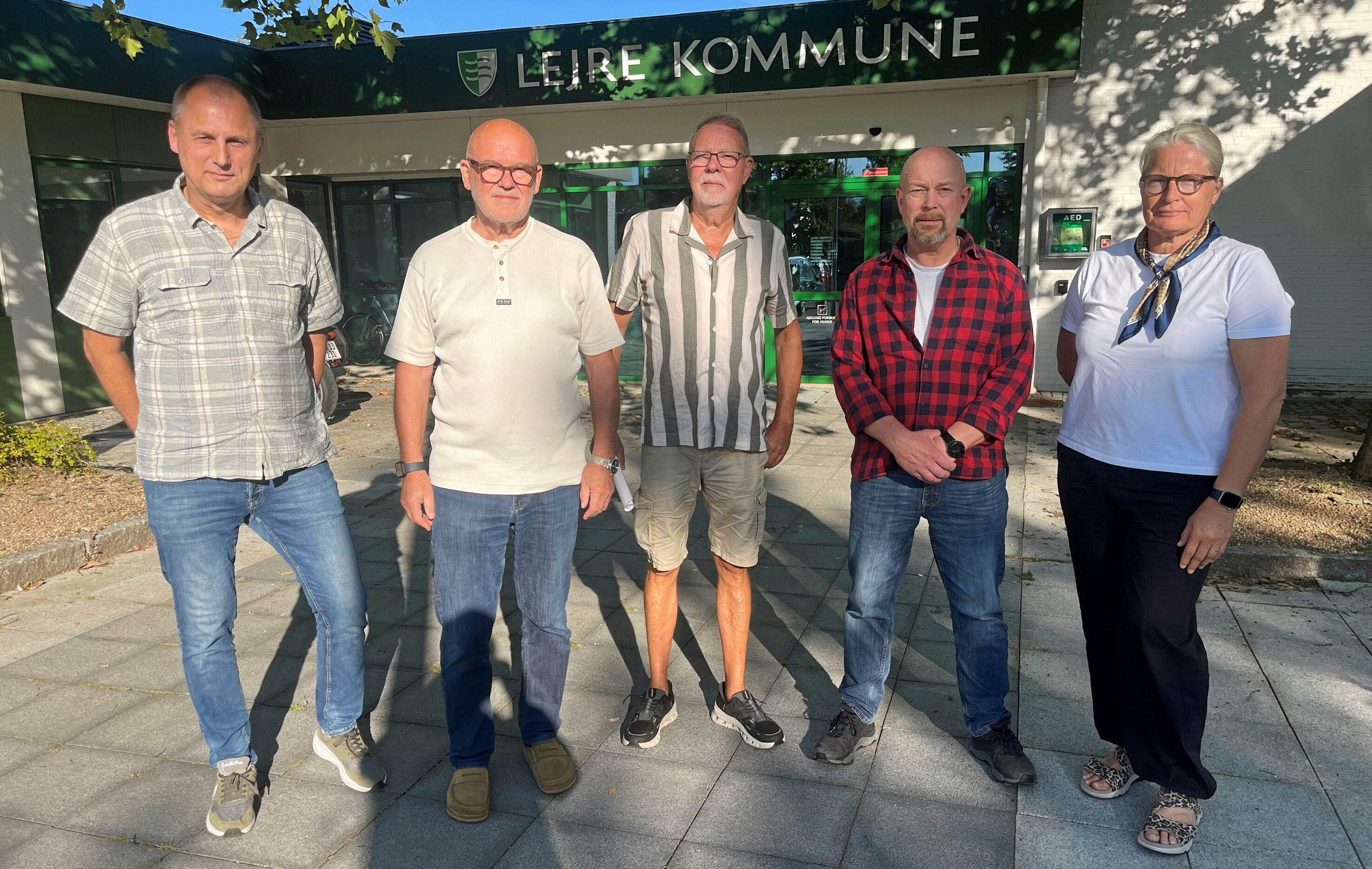 Finn Rahbek, Mogens Hallas, Niels Jensen, Flemming Nielsen og Anette Albiniussen var alle troppet op på rådhuset.
