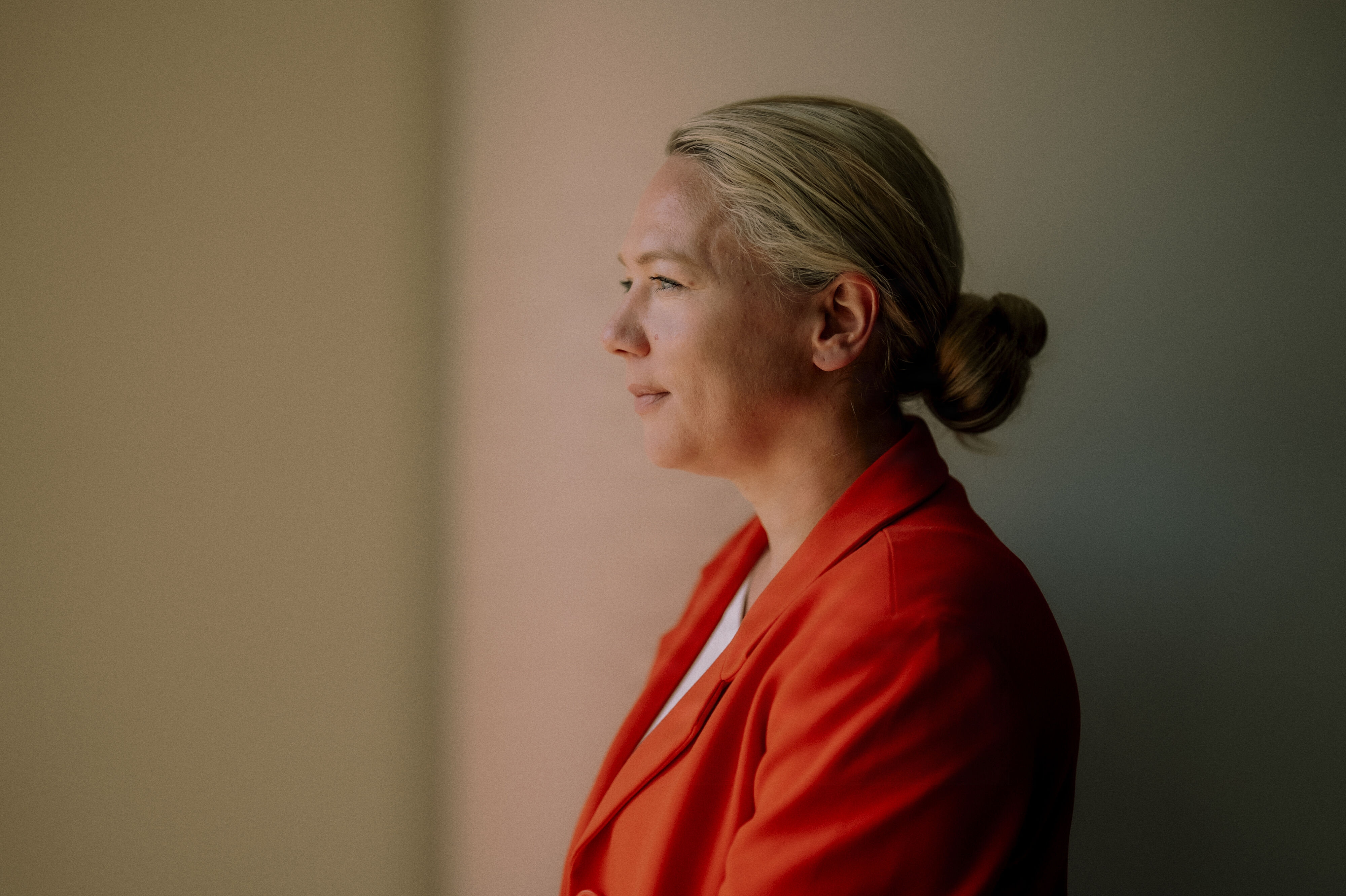 - Som mor og minister er jeg både glad og stolt over, at vi med syv konkrete råd kan hjælpe forældre, pædagoger, lærere og generelt voksne til en god samtale med børn i denne urolige tid, lyder det fra ministeren for samfundssikkerhed og beredskab, Lisbeth Bech-Nielsen (SF). (Arkivfoto).