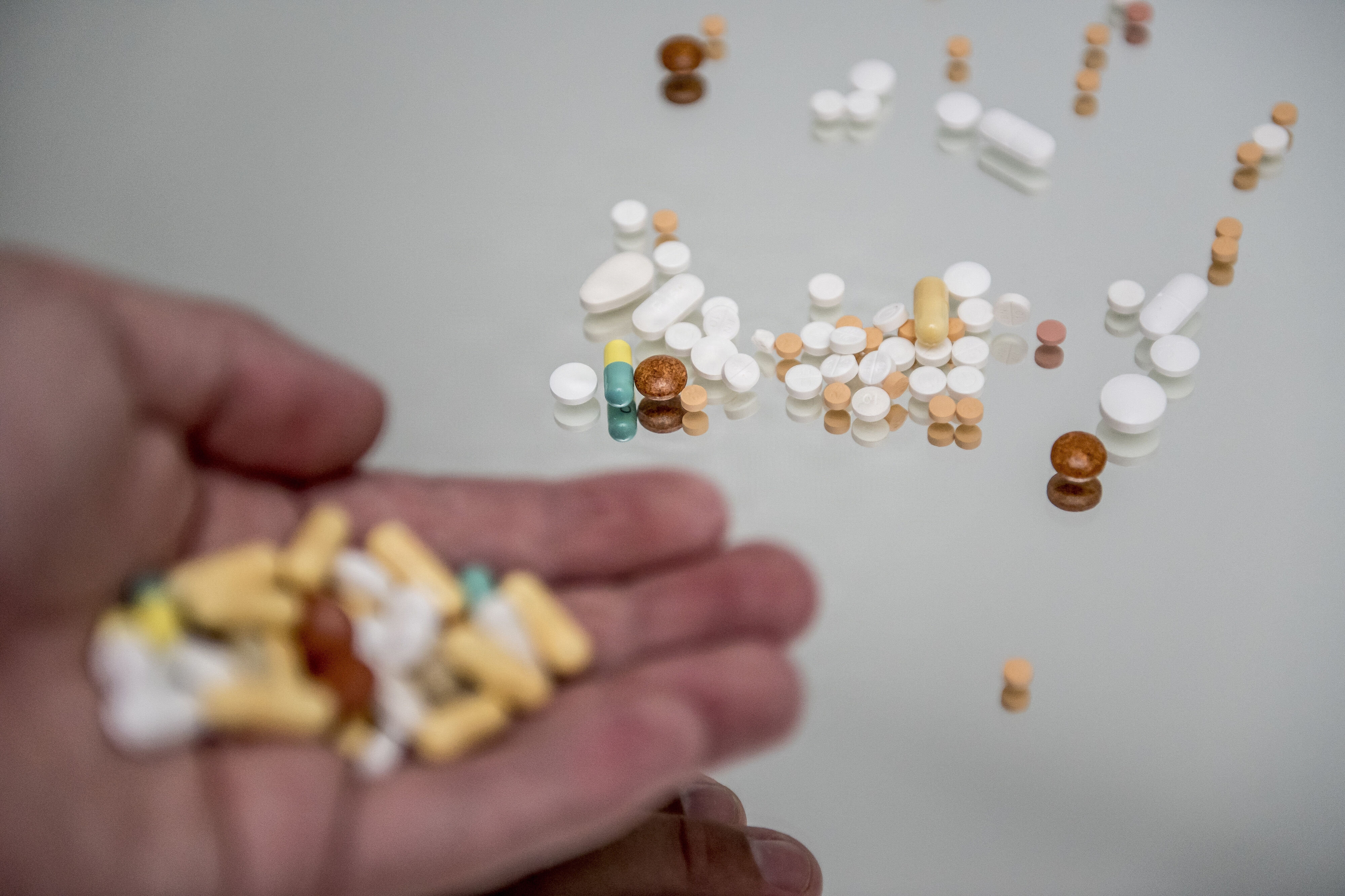 Ifølge Tænketanken Hav udledes der årligt tonsvis af blandt andet smertestillende medicin, antidepressiv medicin og antibiotika til det danske havmiljø. (Arkivfoto).