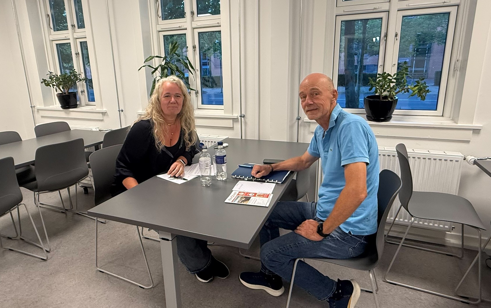 Formand Steen Ledsager og næstformand Jeanette Ingemann understreger værdien af det lokale arbejde.
