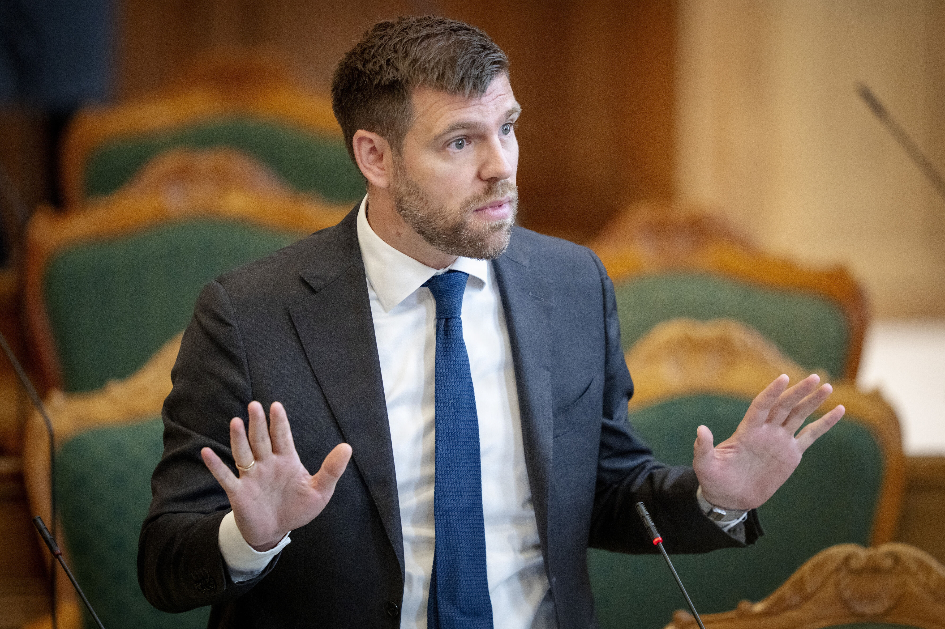 Venstres gruppeformand, Morten Dahlin, vil ikke fortælle, hvor mange i folketingsgruppen der vil stemme nej til gødskningslov. (Arkivfoto).