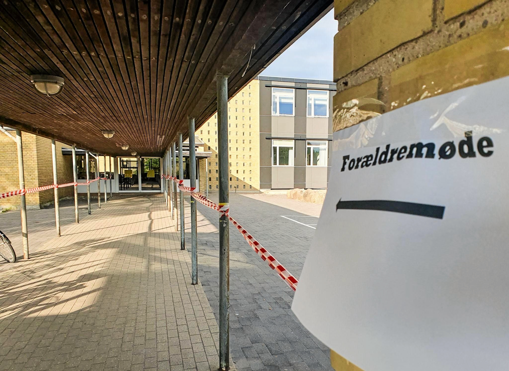 Onsdag blev forældrene orienteret om sagen om seksuelt overgreb på et barn, begået af en tidligere ansat pædagog på skolen.