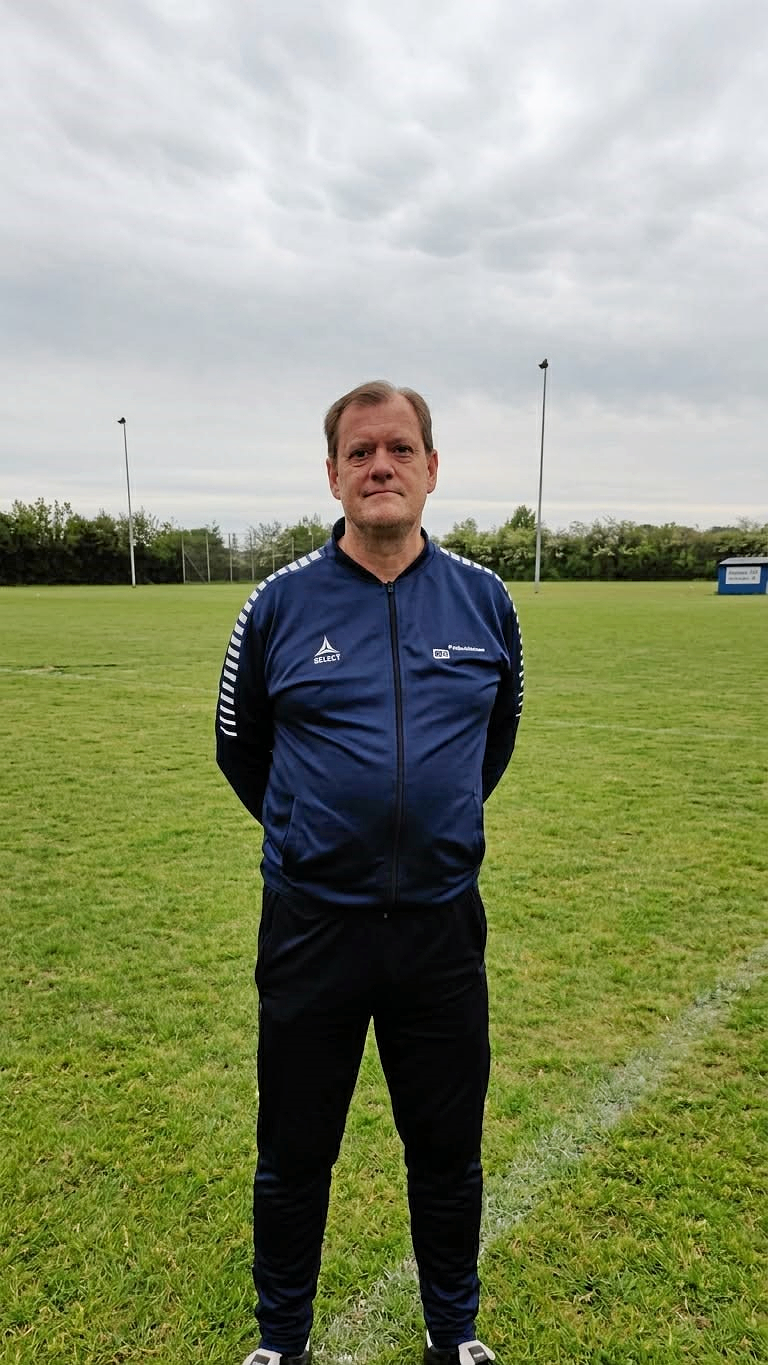 En af kommunens ildsjæle, Brian Larsen, er pludselig død, 56 år gammel.