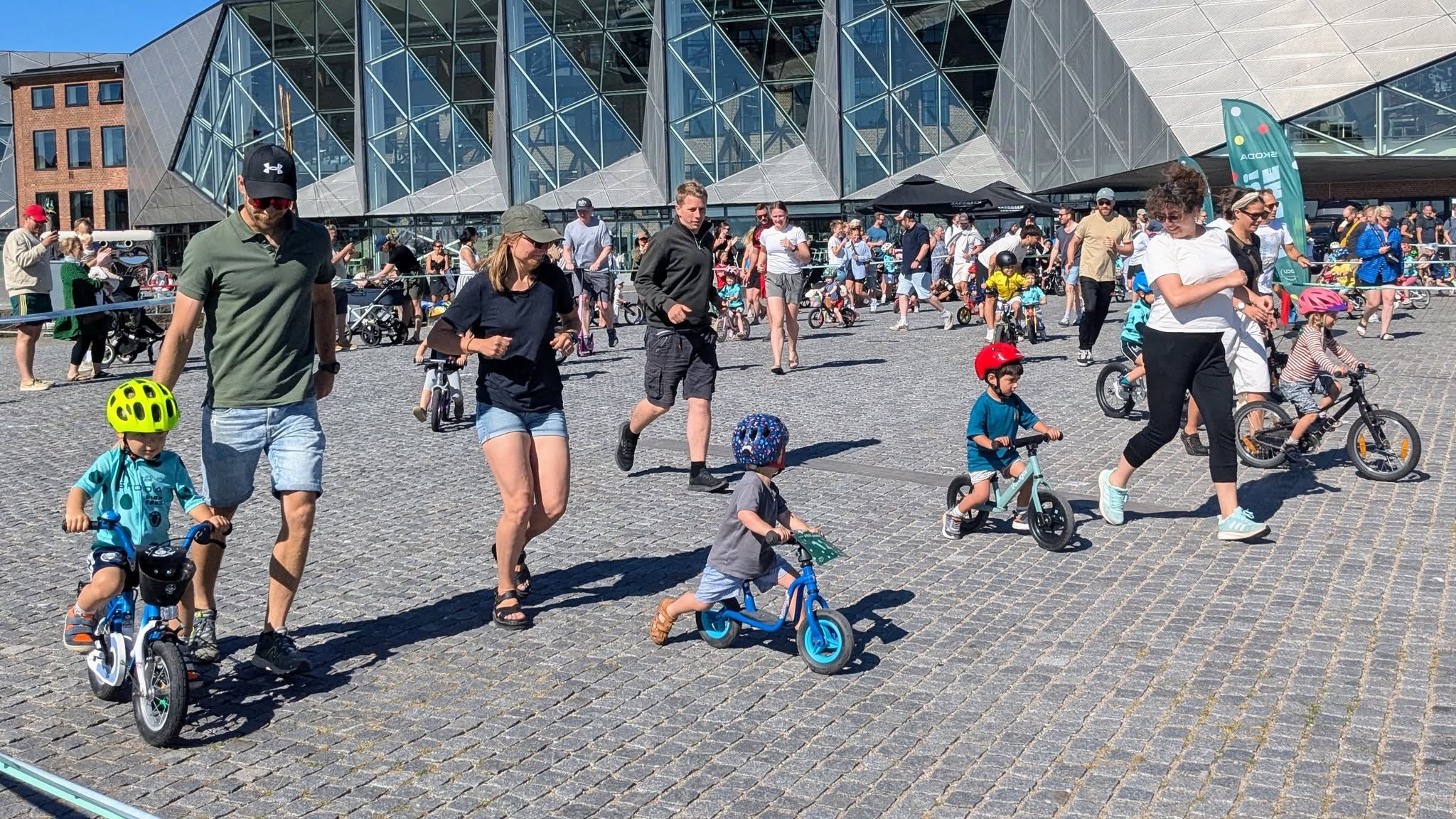 BørneTour er et begyndercykelløb på cirka 15 minutter, og alle deltagere modtager både medalje og diplom.