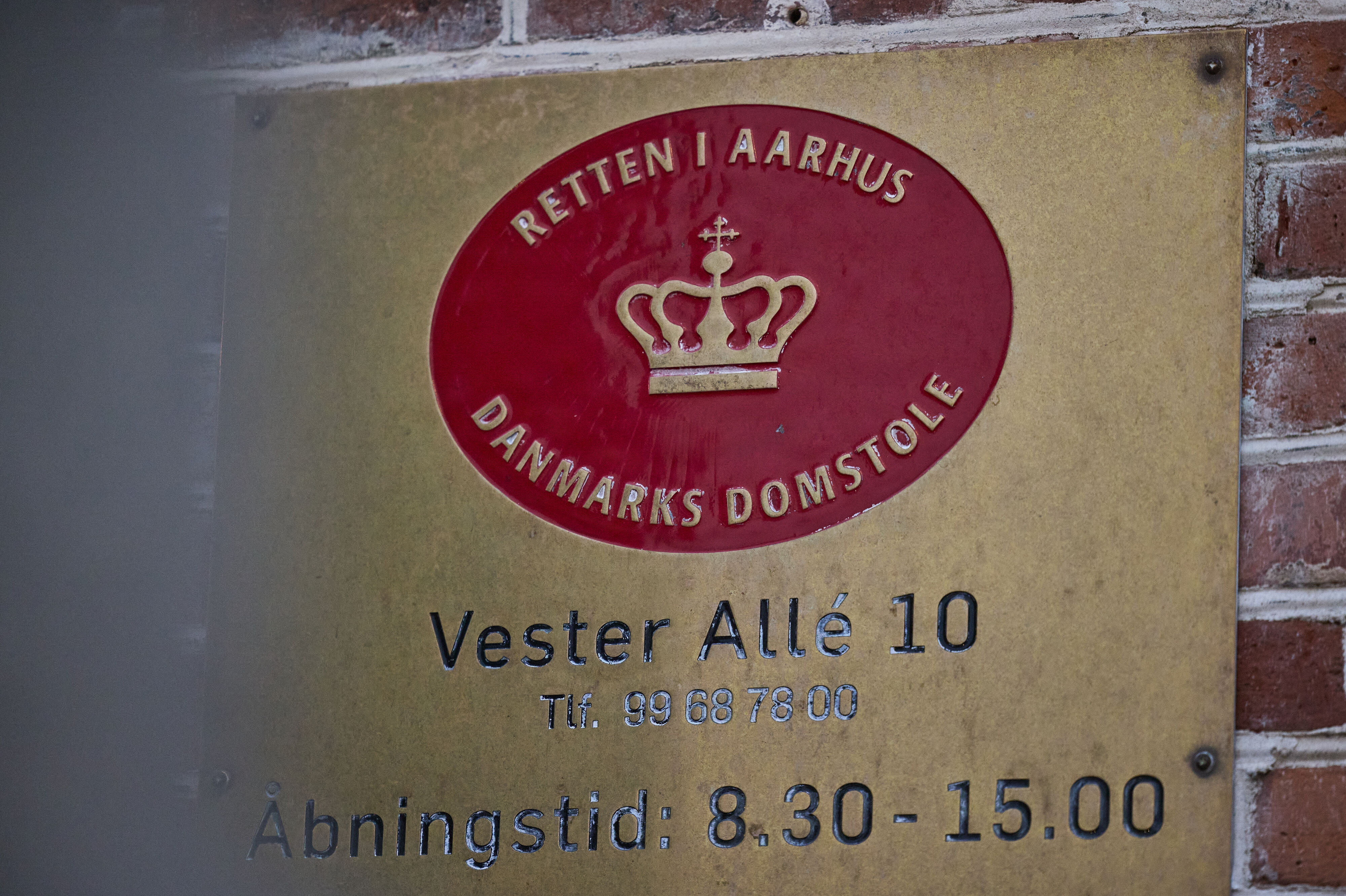Der er endnu uvist, hvornår Retten i Aarhus skal behandle retssagen mod to mænd, der tiltalt for at have skuddræbt en uskyldig mand i Viby J i 2022. (Arkivfoto).