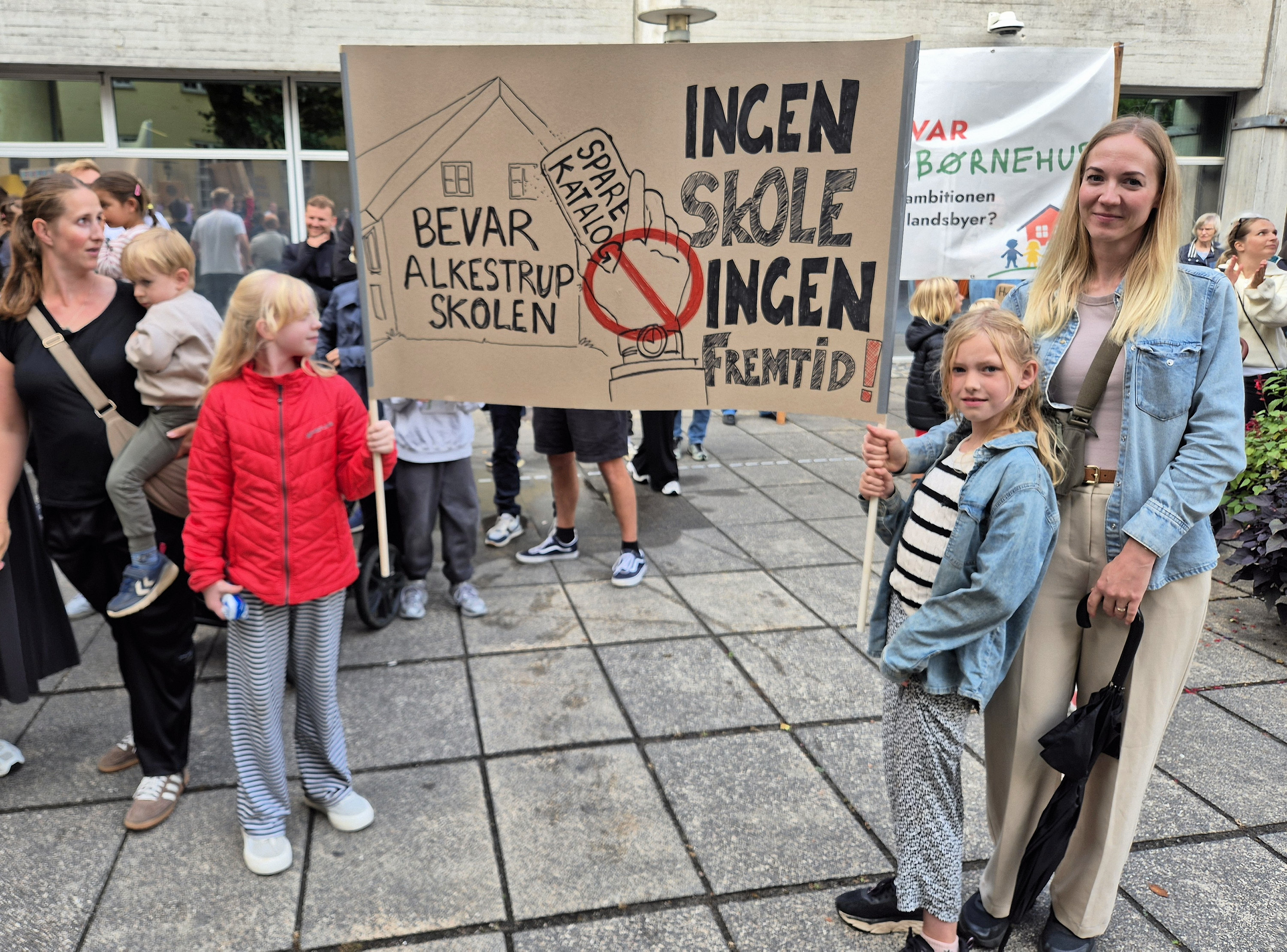 'Bevar Alkestrupskolen', lød budskabet i sidste uge - og det har kommunalbestyrelsen valgt at gøre.