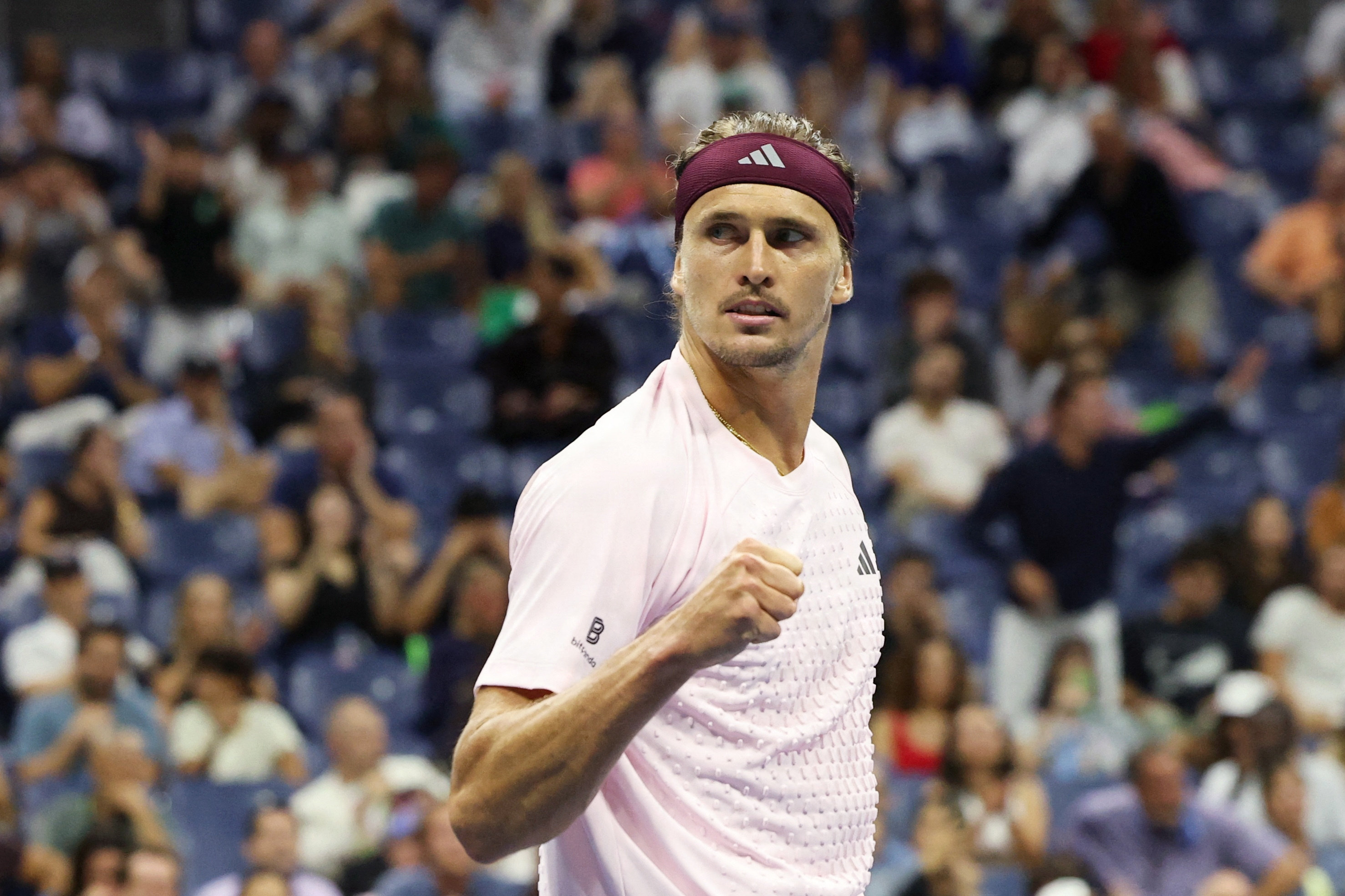 Alexander Zverev er topseedet i US Open, da verdensetteren Jannik Sinner ikke stiller op, og Carlos Alcaraz først lige er vendt tilbage efter en skadespause.