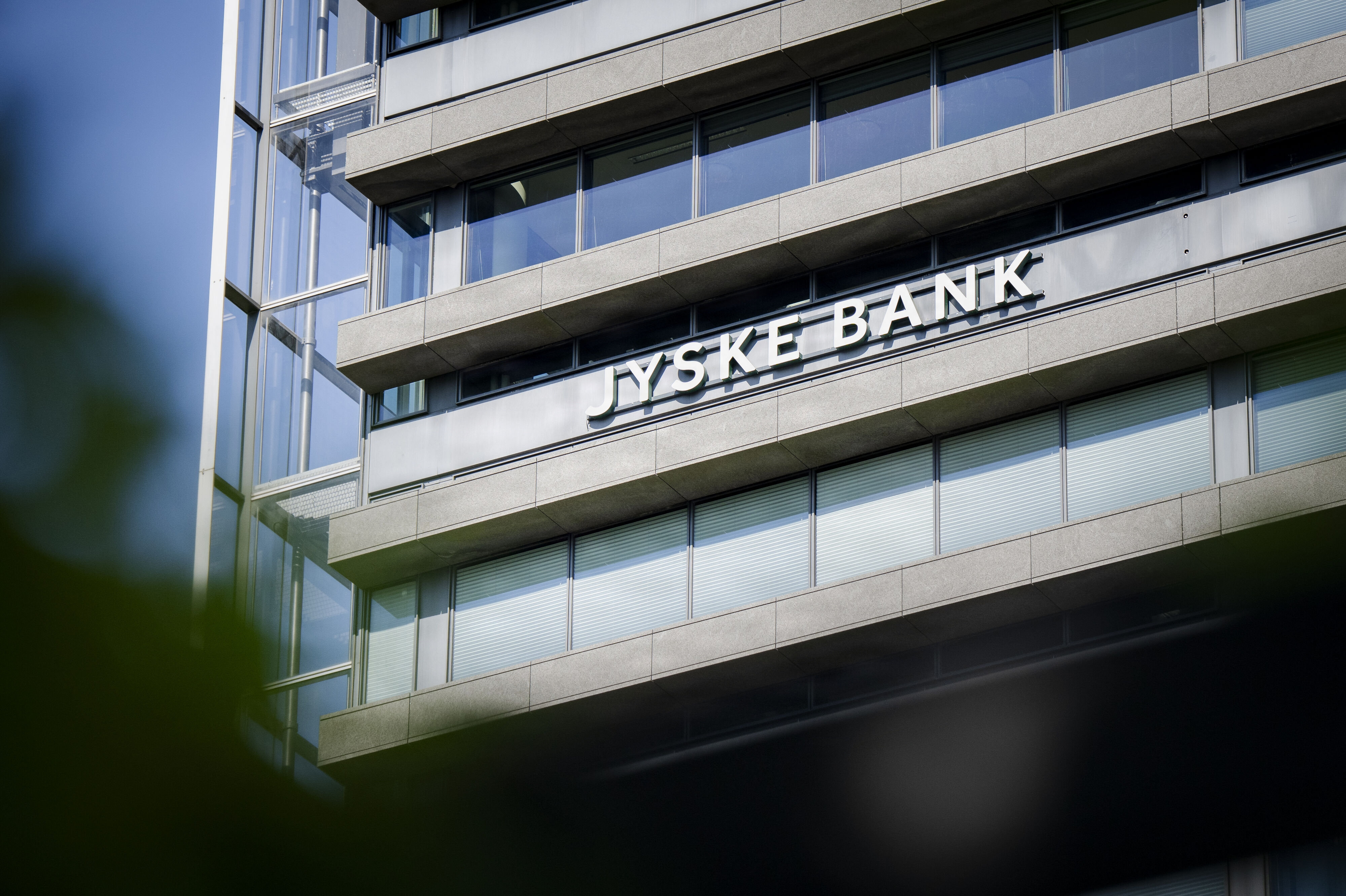 Jyske Bank har kontorer forskellige steder i landet. Her ses bankens adresse på Kalvebod Brygge i København. (Arkivfoto).