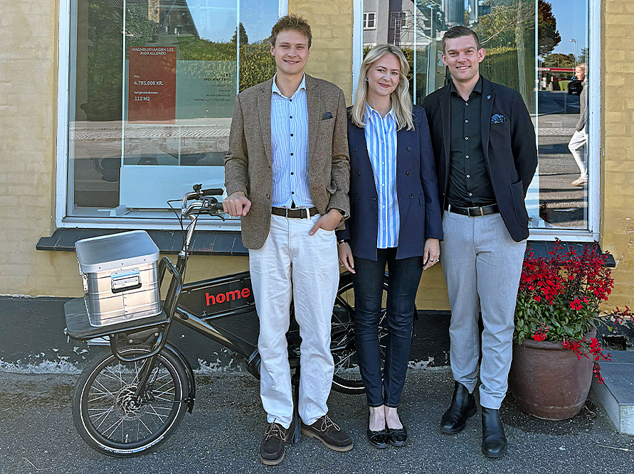 Mathilde Kjær Eskesen, Mikkel Teglgaard Køllner og Tobias Sederholm har overtaget Home Hillerød med virkning fra 1. september