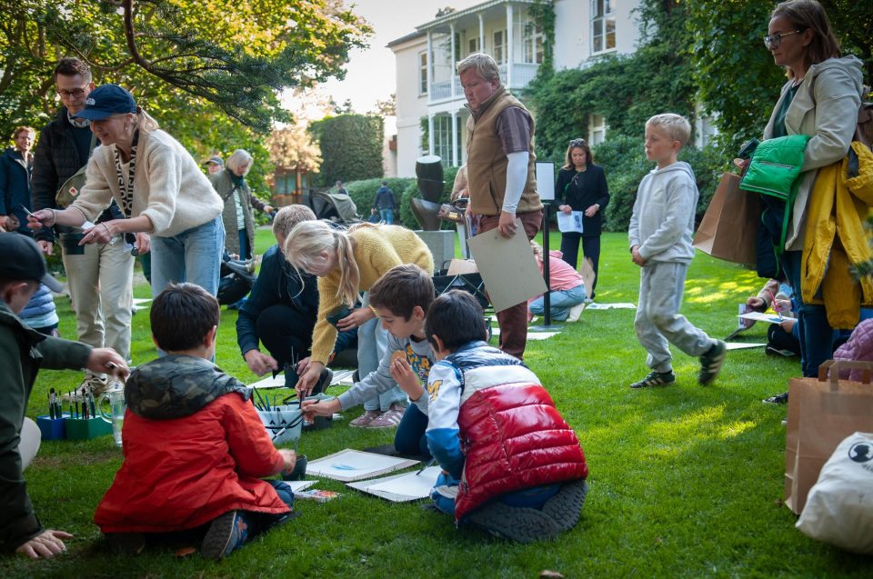 Der er familiedag i Skulpturparken på Louisiana onsdag den 9. september.