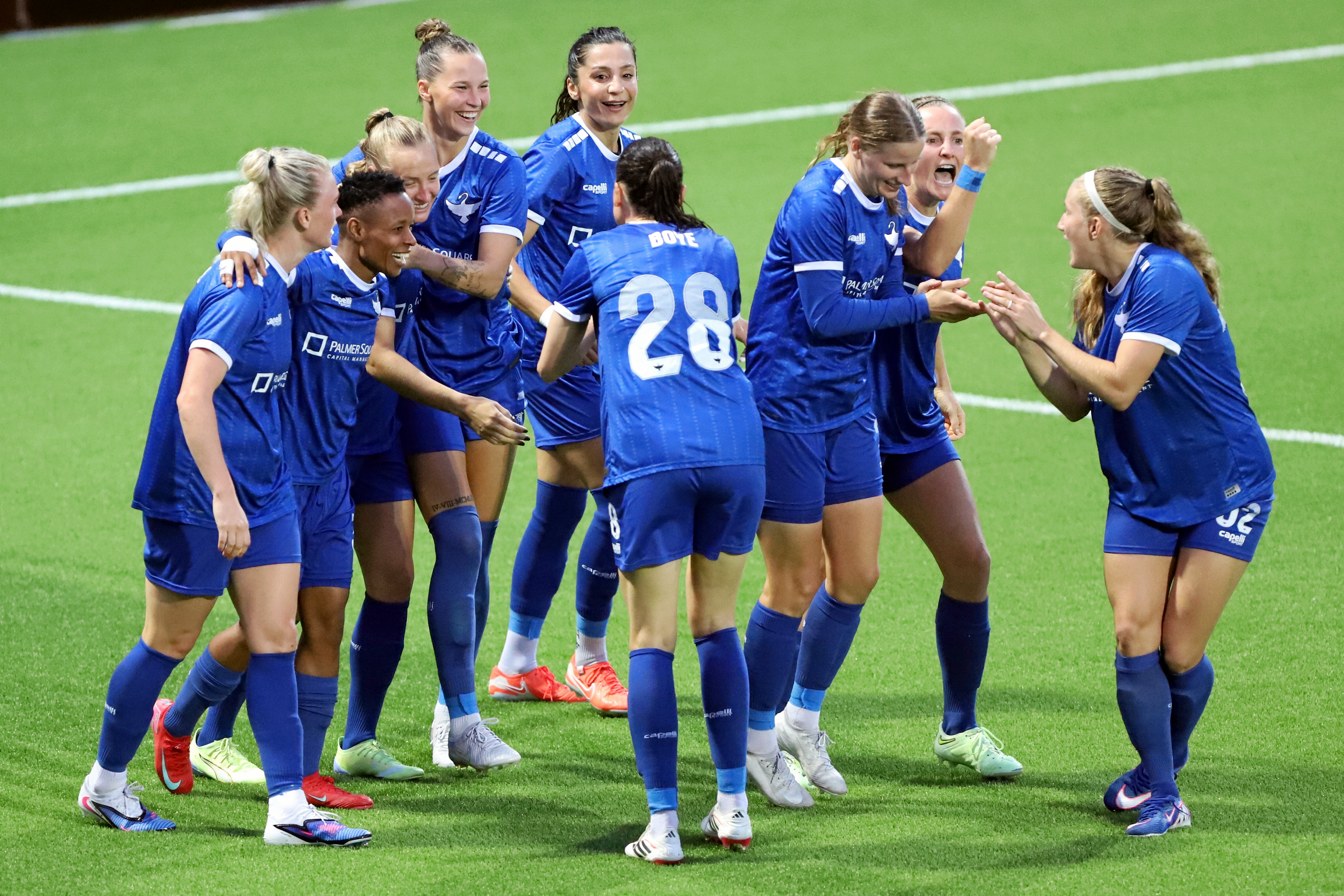 HB Køge er klar til Champions League, men det kostede en hæs stemme.