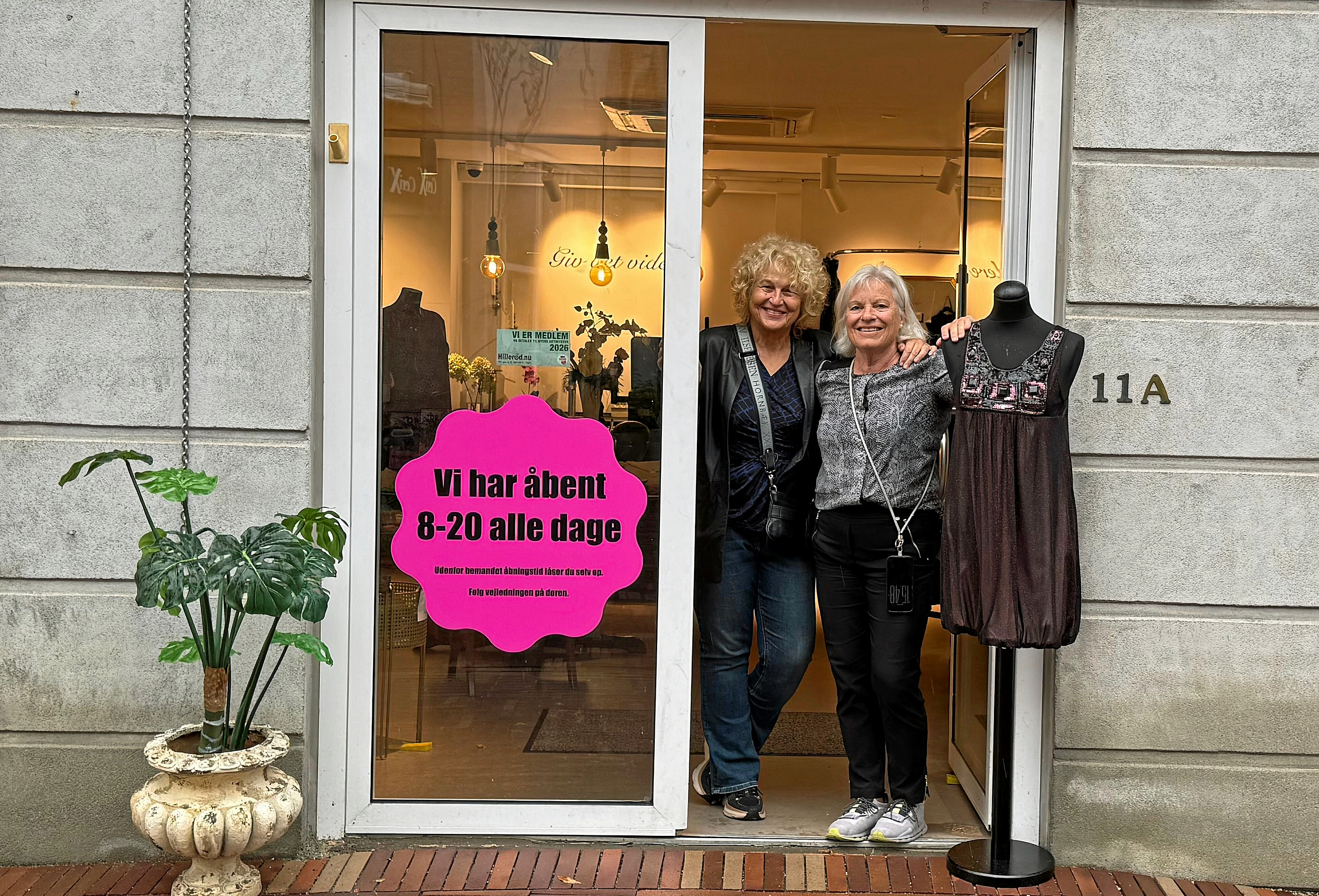 Den nye butik har blandt andet et system, hvor kunderne selv kan lukke sig ind med deres MitId.