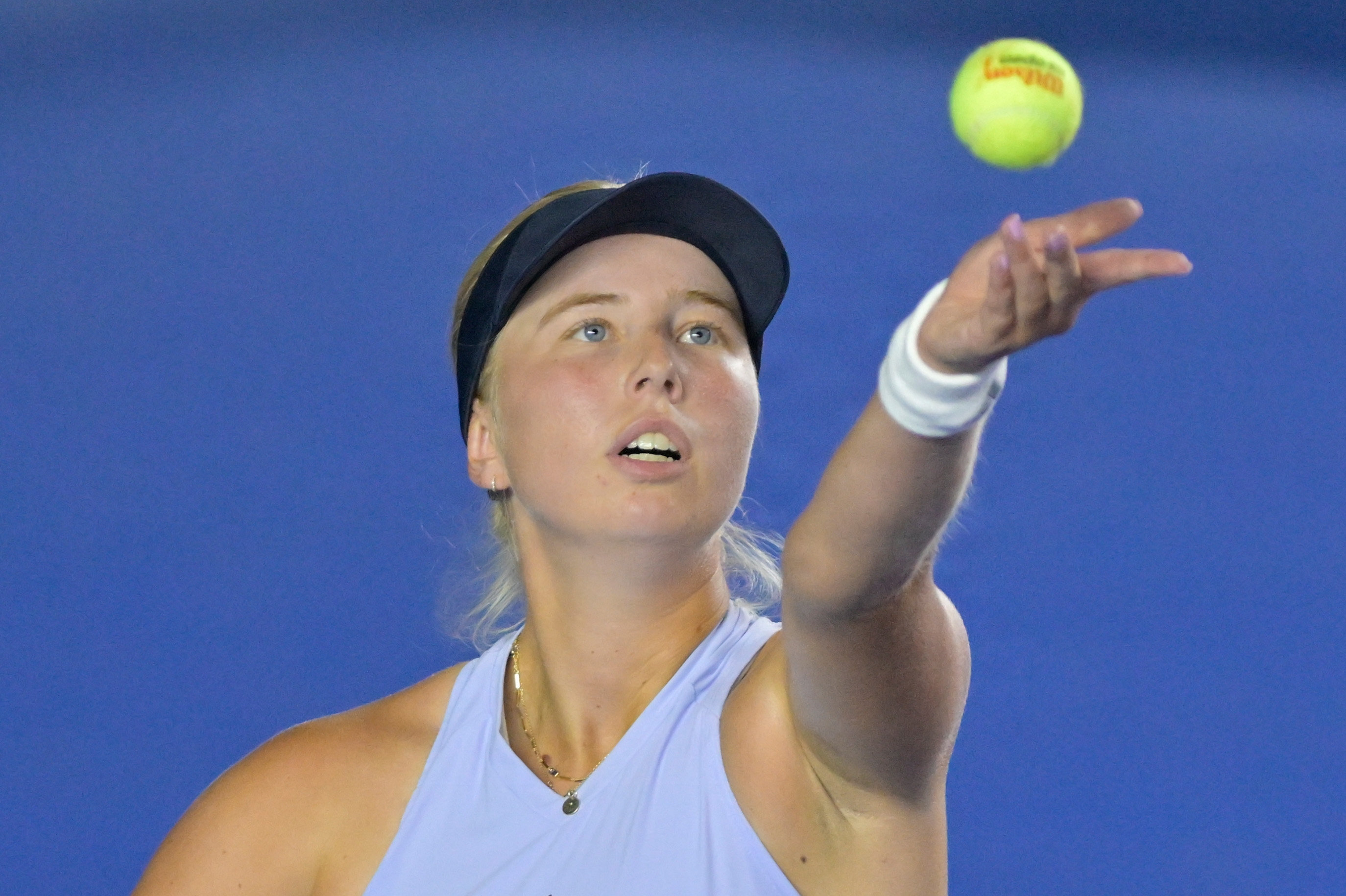 Clara Tauson har ikke haft det bedste tennisår. Torsdag blev hun også sendt ud i første runde af doubleturneringen ved US Open. (Arkivfoto).