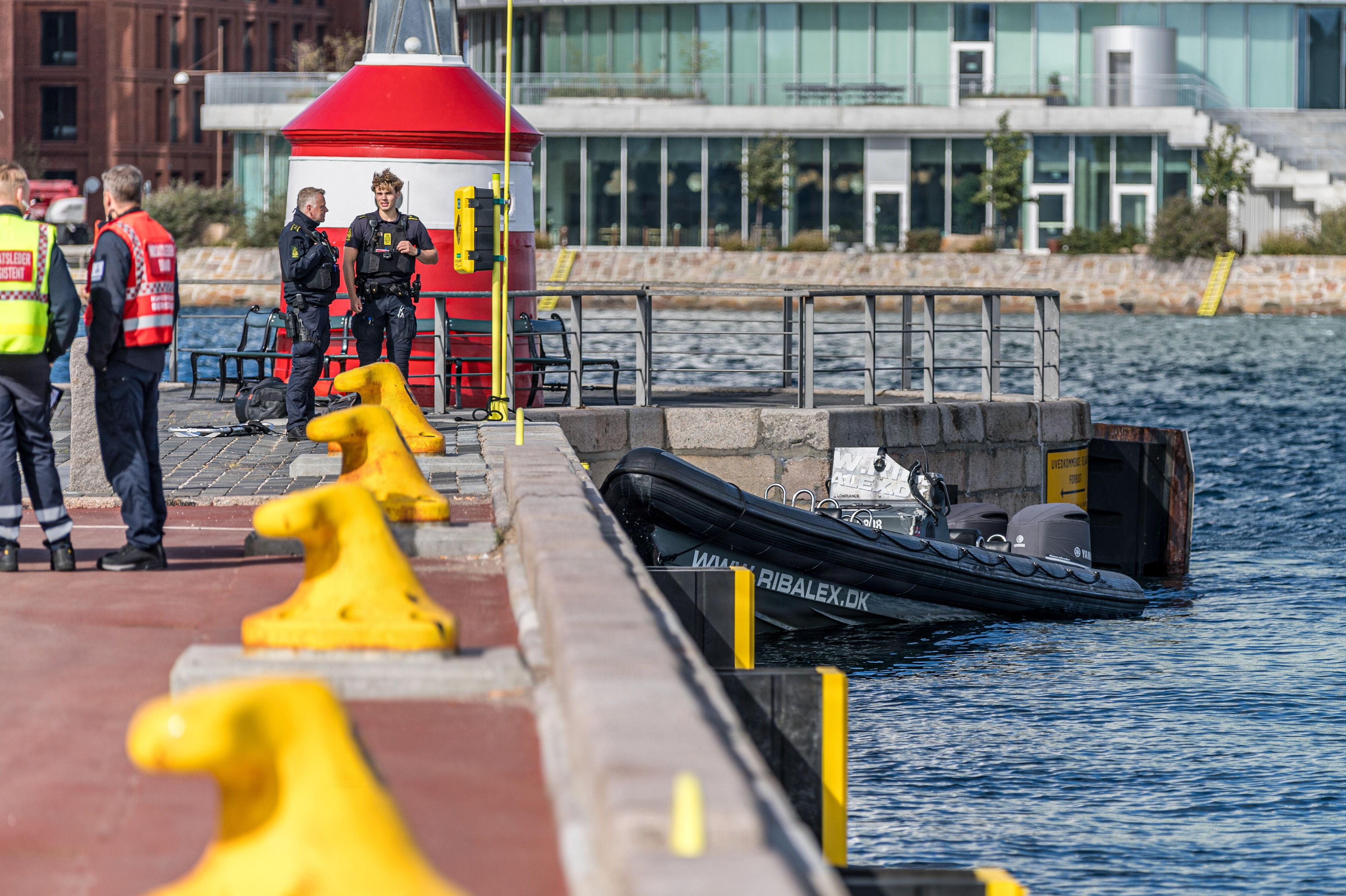 Københavns Politi har underrettet Søfartsstyrelsen, Havarikommissionen og Den Uafhængige Politiklagemyndighed efter sammenstød på vandet.