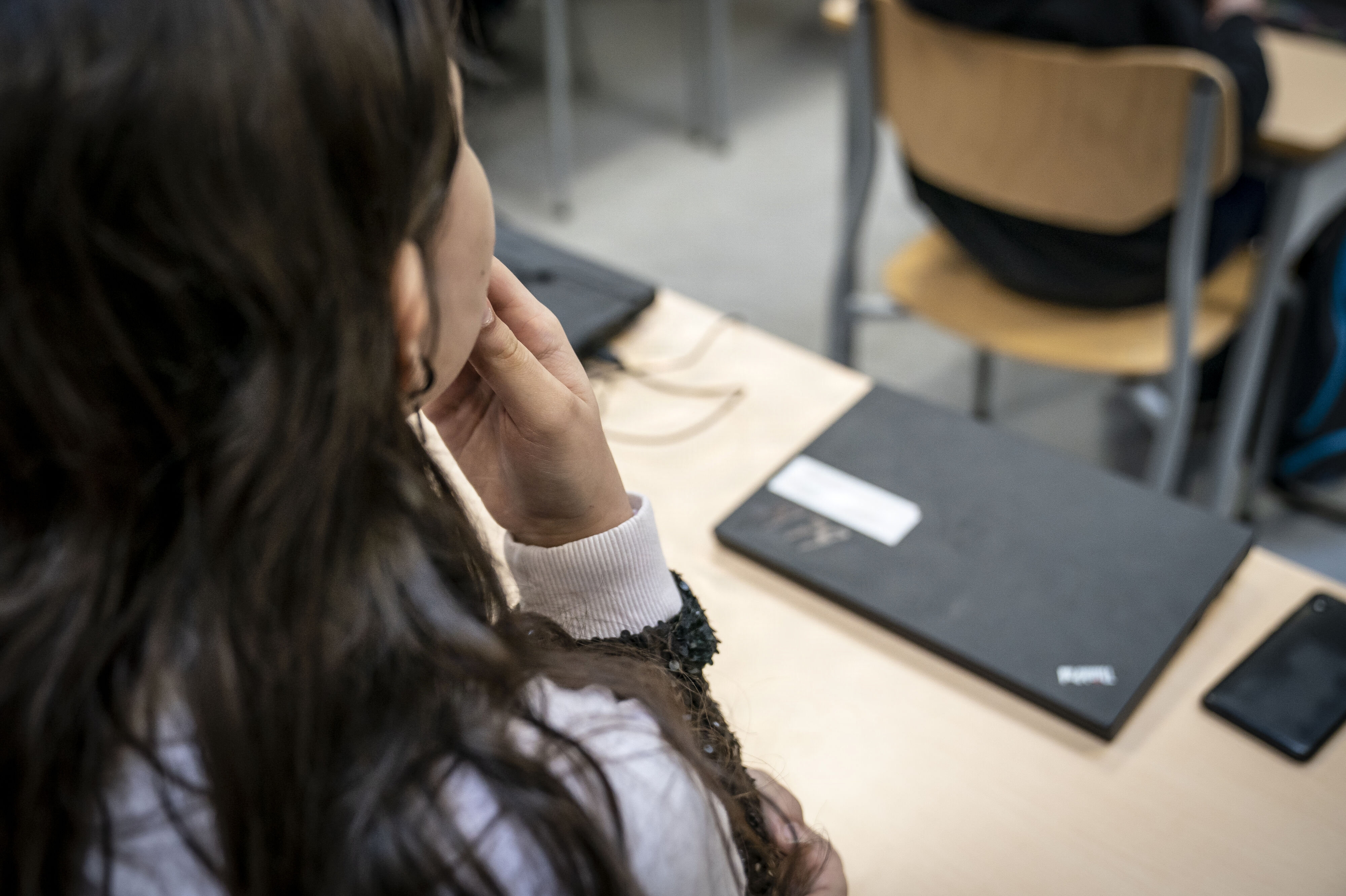 Andelen af elever, der ligger under det faglige niveau, som vurderes at være minimum for at kunne begå sig i et moderne samfund, er stigende på de danske skoler. (Arkivfoto).