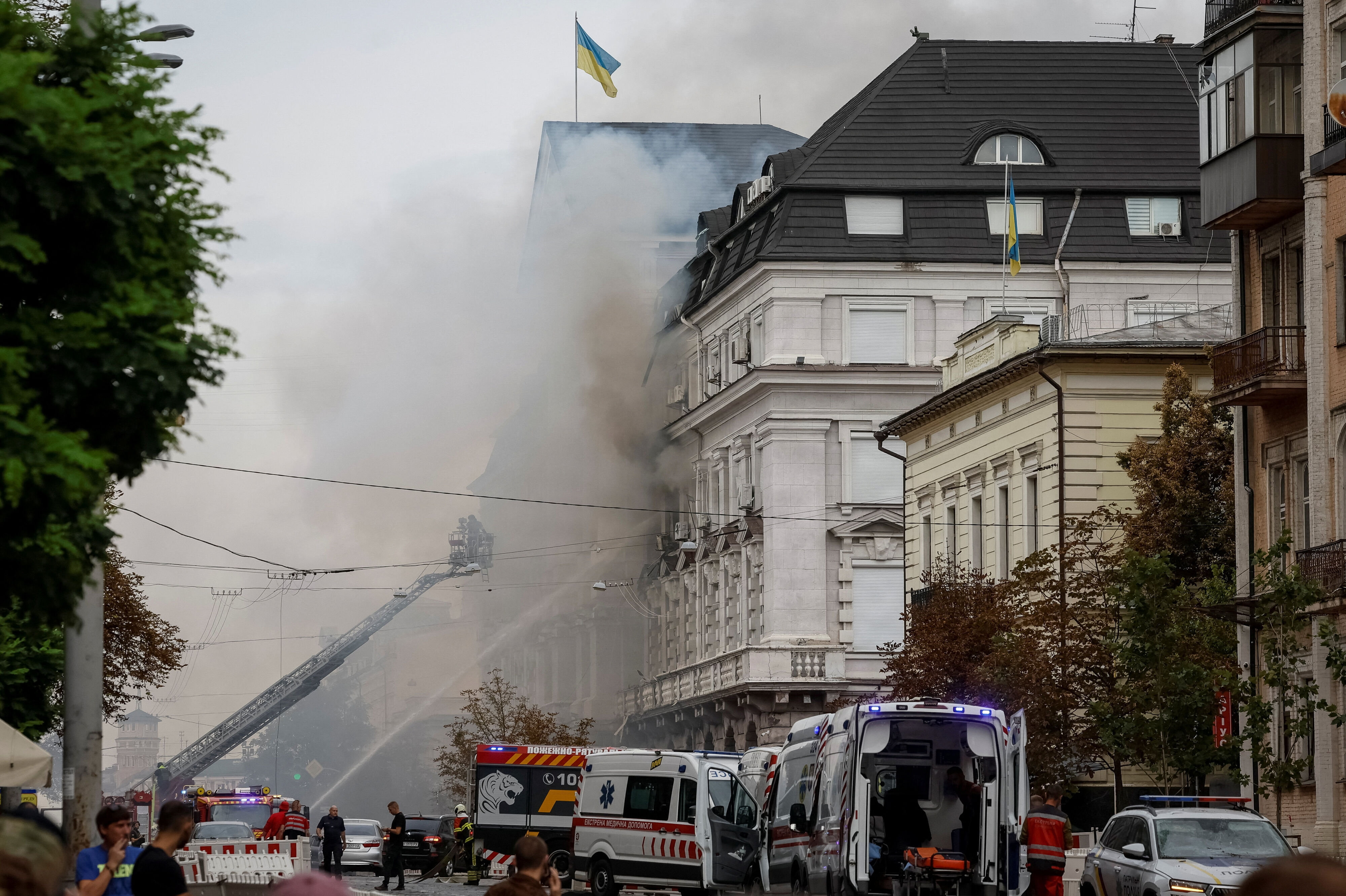 Ifølge TV 2 kom en dansker til skade i et angreb på Ukraines hovedstad, Kyiv. Omstændighederne er ikke blevet beskrevet nærmere, men fredag blev blandt andet sikkerhedstjenesten SBU's hovedkvarter angrebet. (Arkivfoto).