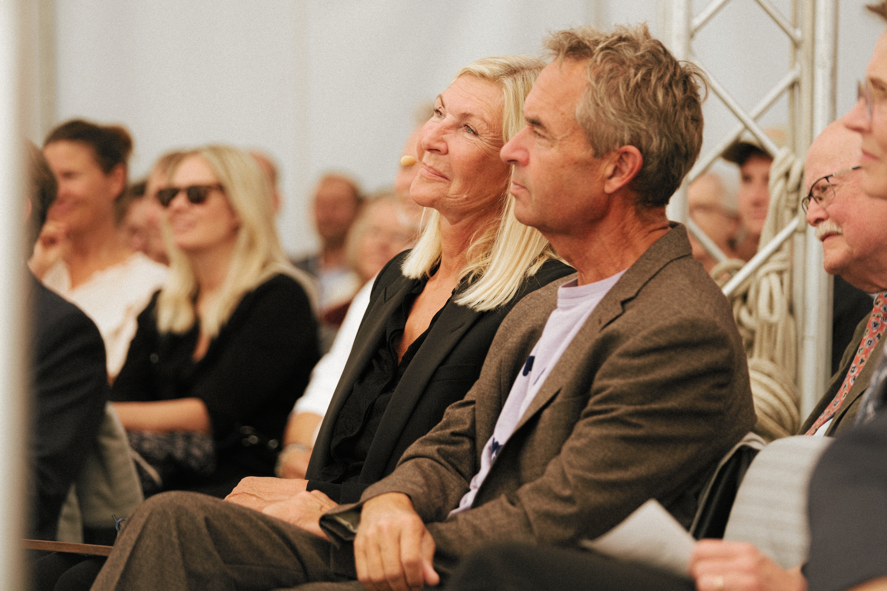 Arkitekt og prismodtager Dorte Mandrup med Poul Erik Tøjner, direktør for Louisiana Museum of Modern Art, der stod for årets pristale. - Malthe Folke Ivarsson Arkitekt og prismodtager Dorte Mandrup med Poul Erik Tøjner, direktør for Louisiana Museum of Modern Art, der stod for årets pristale.
