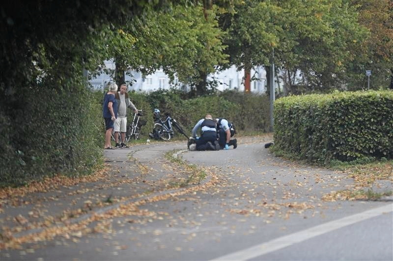 En af de implicerede cyklister var ikke ved bevidsthed efter ulykken.