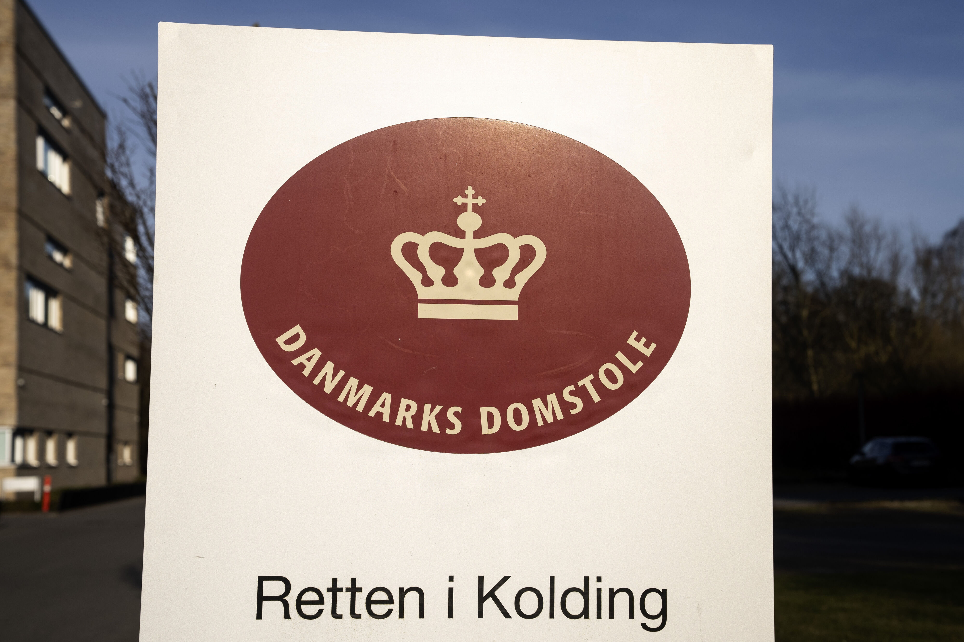 En 54-årig mand er mandag ved Retten i Kolding idømt fængsel for stalking, trusler og hærværk rettet mod sin tidligere kæreste. (Arkivfoto).