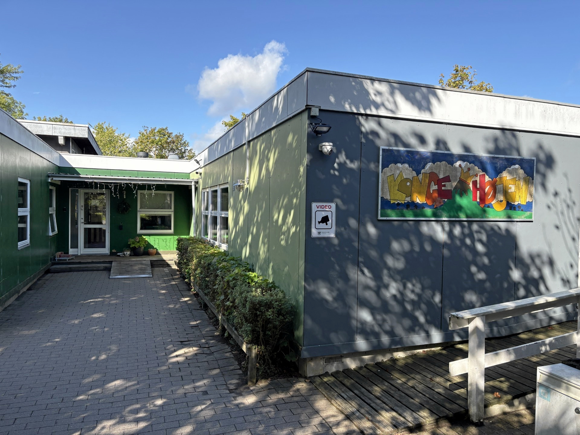 Børnehuset Kongehøjen i Svogerslev kan blive lukket for at spare en million kroner på budgettet.