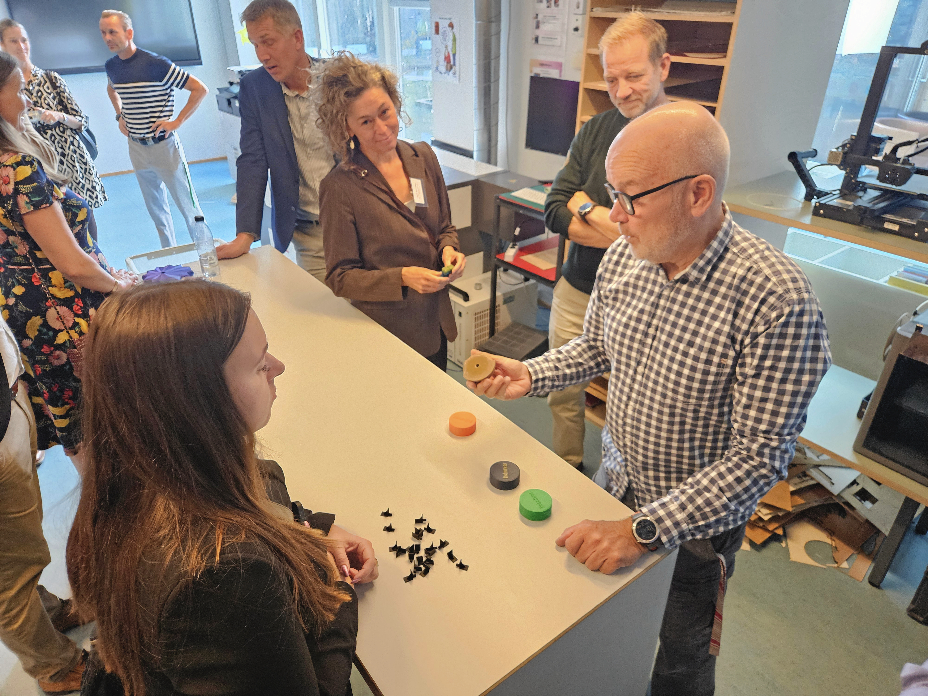 Politikere og fagfolk fra en række sjællandske kommuner var onsdag på inspirationstur til Vordingborg for at se, hvordan digitale redskaber bliver brugt i undervisningen, men besøget skete i skyggen af en katastrofal undersøgelse.