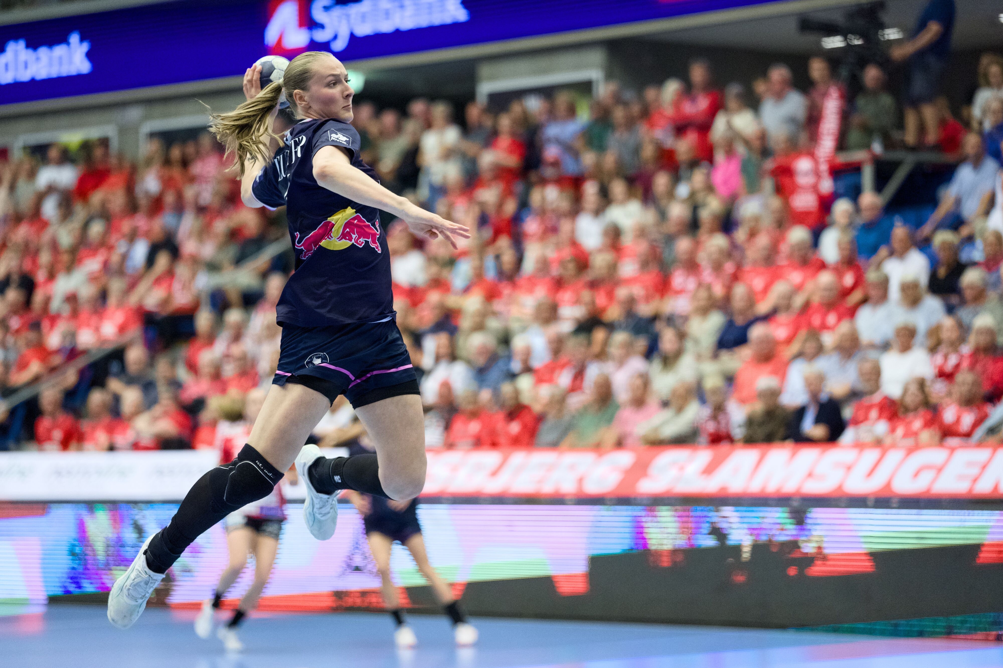 Viola Leuchter var blændende for Odense i første halvleg mod NFH. (Arkivfoto).