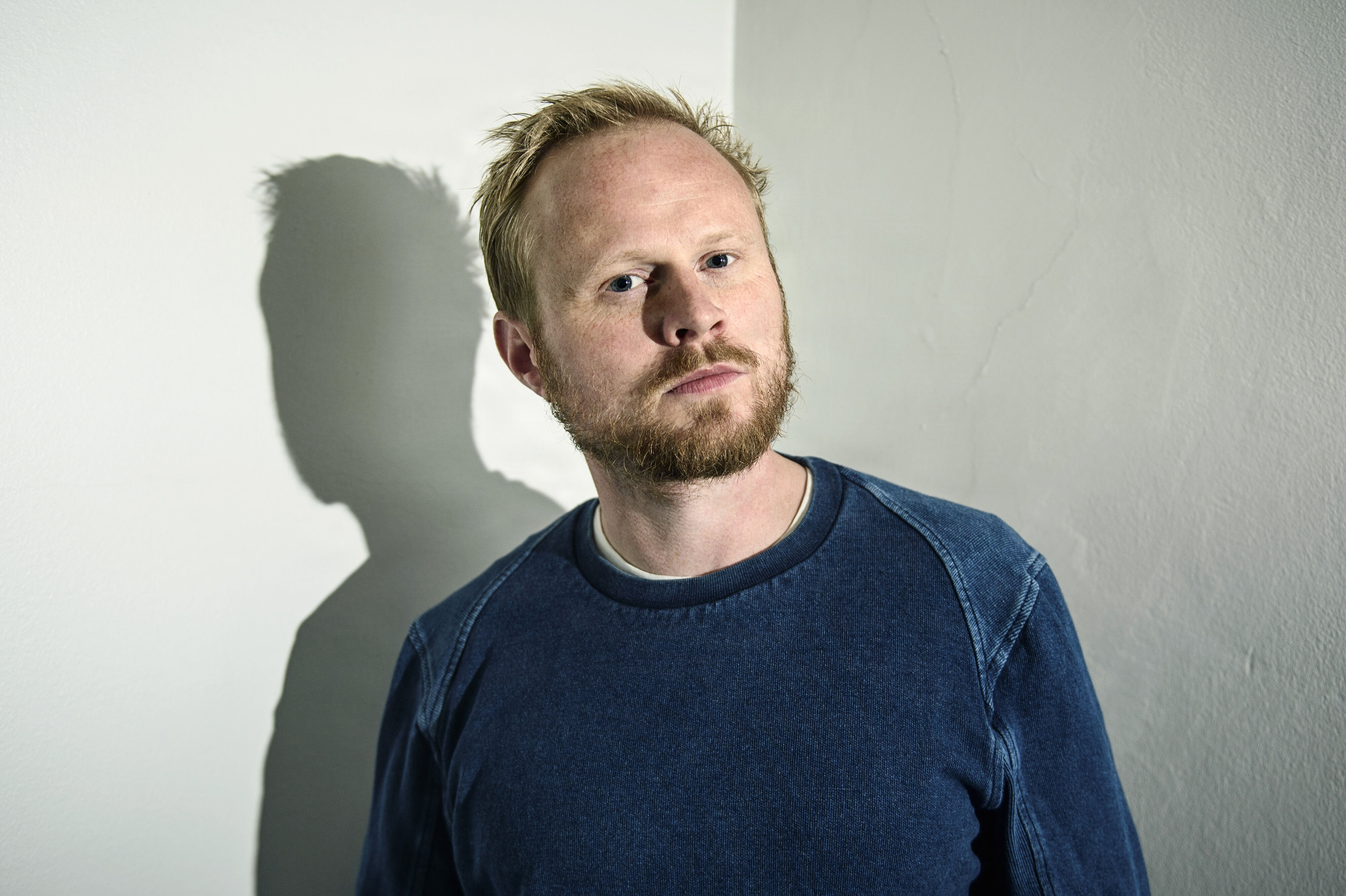 Komiker, skuespiller og vært Jonatan Spang er sigtet i en straffesag, hvor han blev anmeldt af fem kvinder. En af de fem kvinder er selv sigtet. (Arkivfoto).
