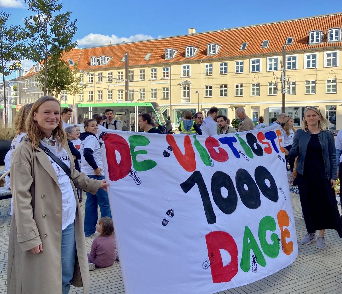 - Allerede et kvarter senere begyndte de første politikere at komme ned og tale med os, fortæller Charlotte Amalie Bergqvist.