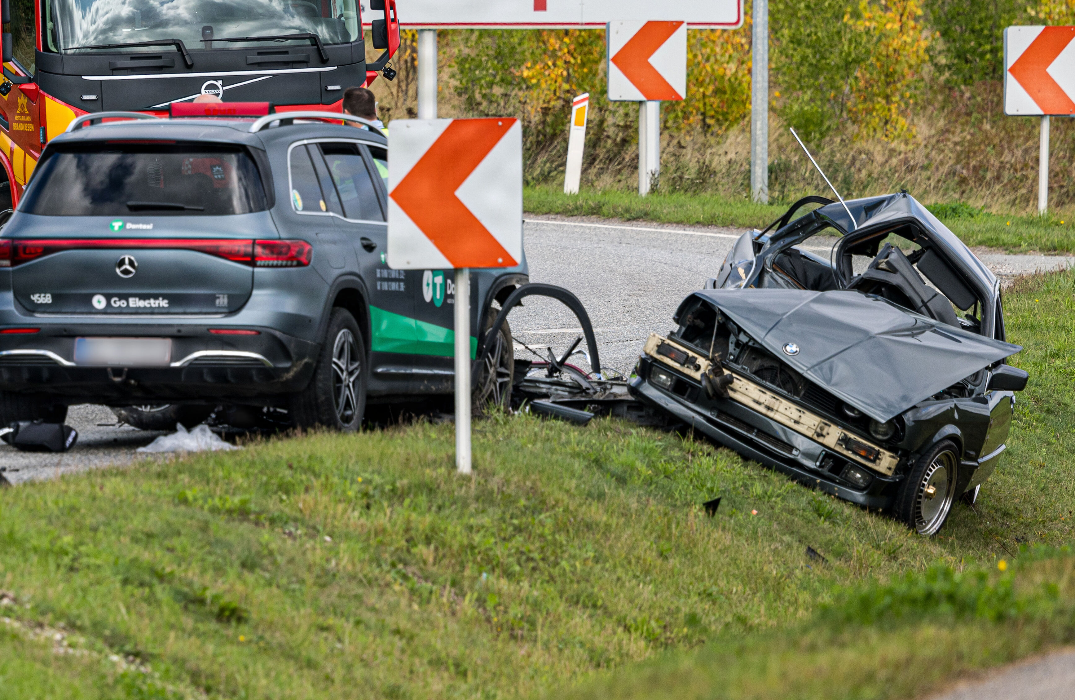 Politiet er til stede ved alvorligt færdselsuheld ved Holbæk.