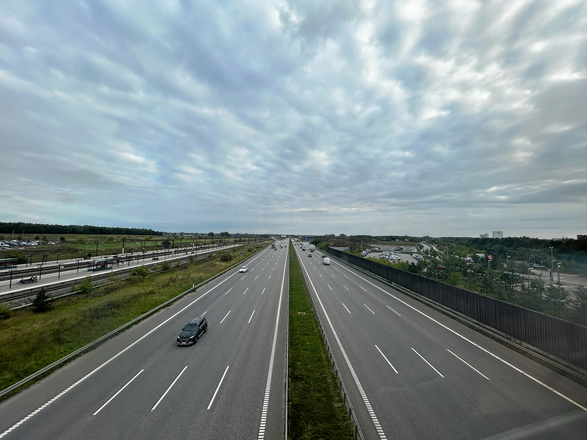En 40-årig mand blev målt til at køre 170 kilometer i timen på Køge Bugt Motorvejen ved Køge. Billedet er taget et andet sted på motorvejen.